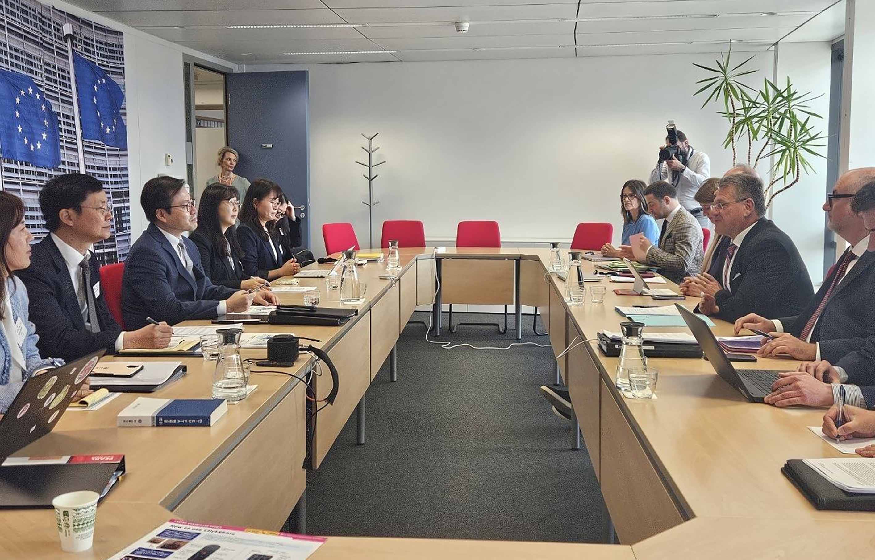 EU 통상·경제안보 담당 집행위원 면담 2
