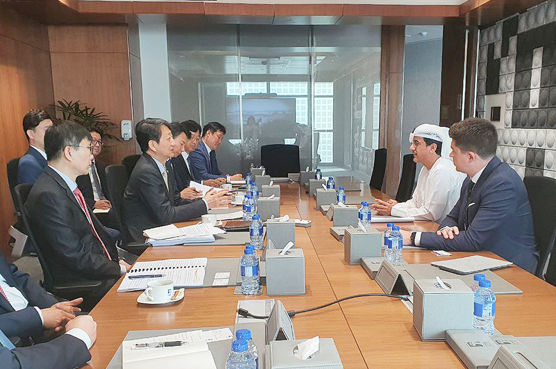 아부다비 석유공사(ADNOC) 부사장 면담 1