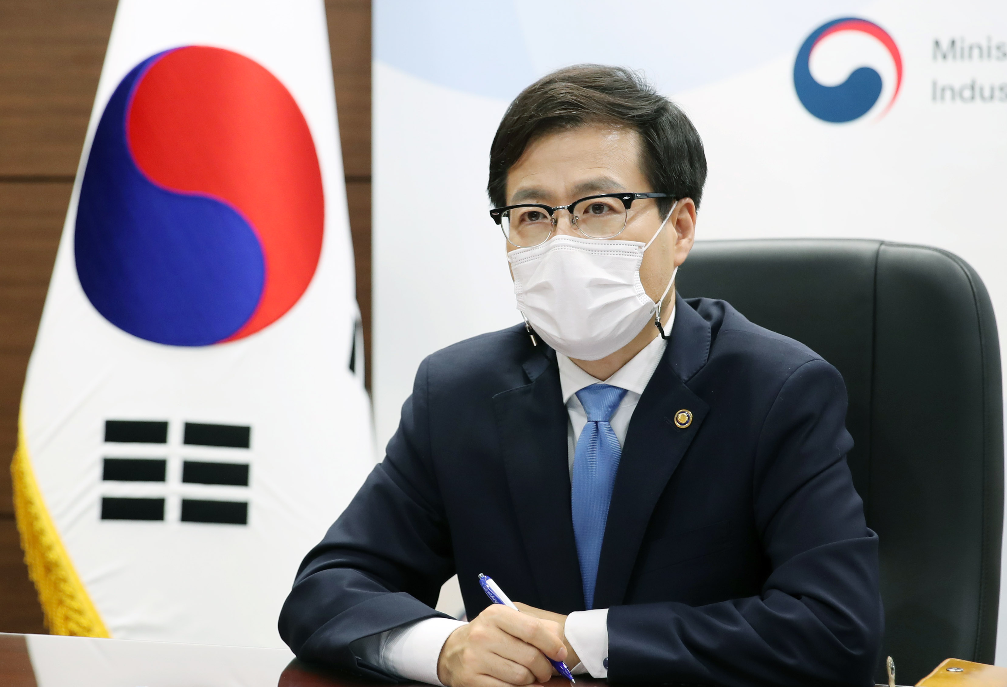 메타버스를 활용한 디지털 기업 간담회 3