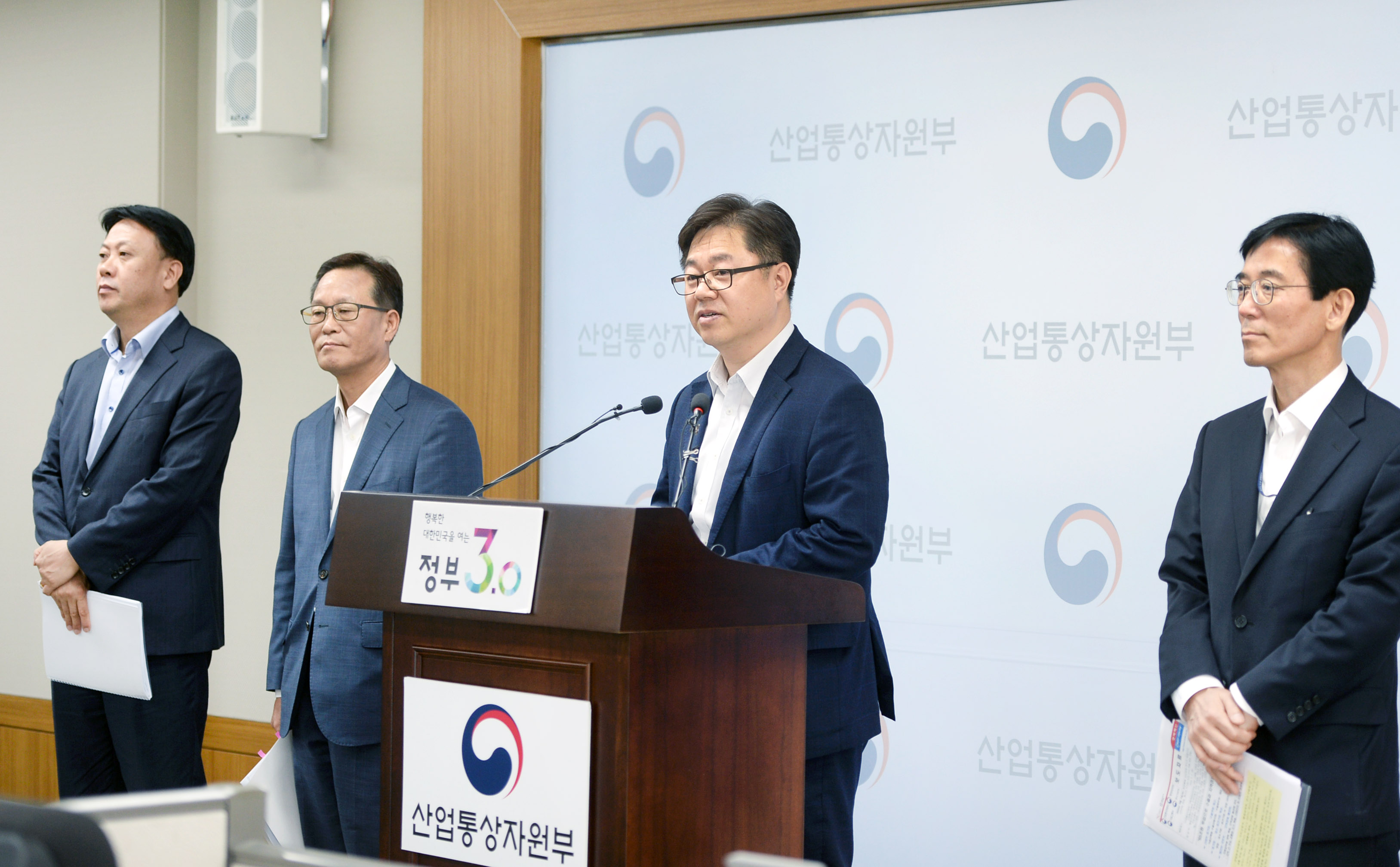 경제활력 회복 분야 2017년 예산안 합동브리핑 3