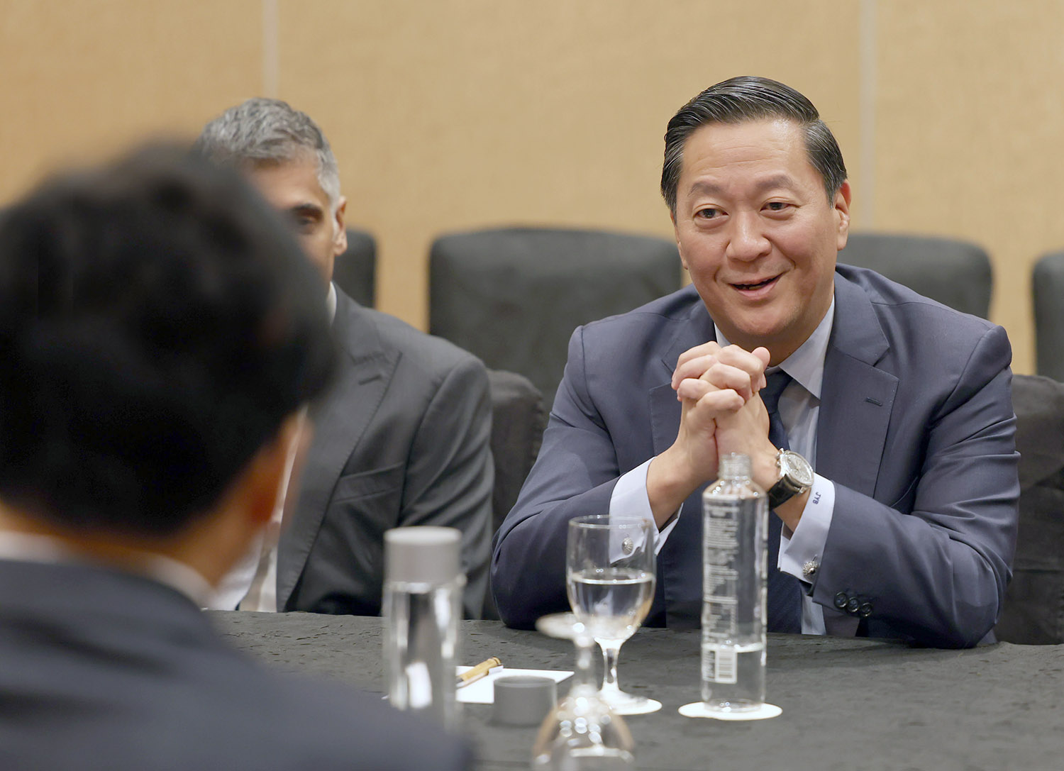 KKR CEO 면담 3