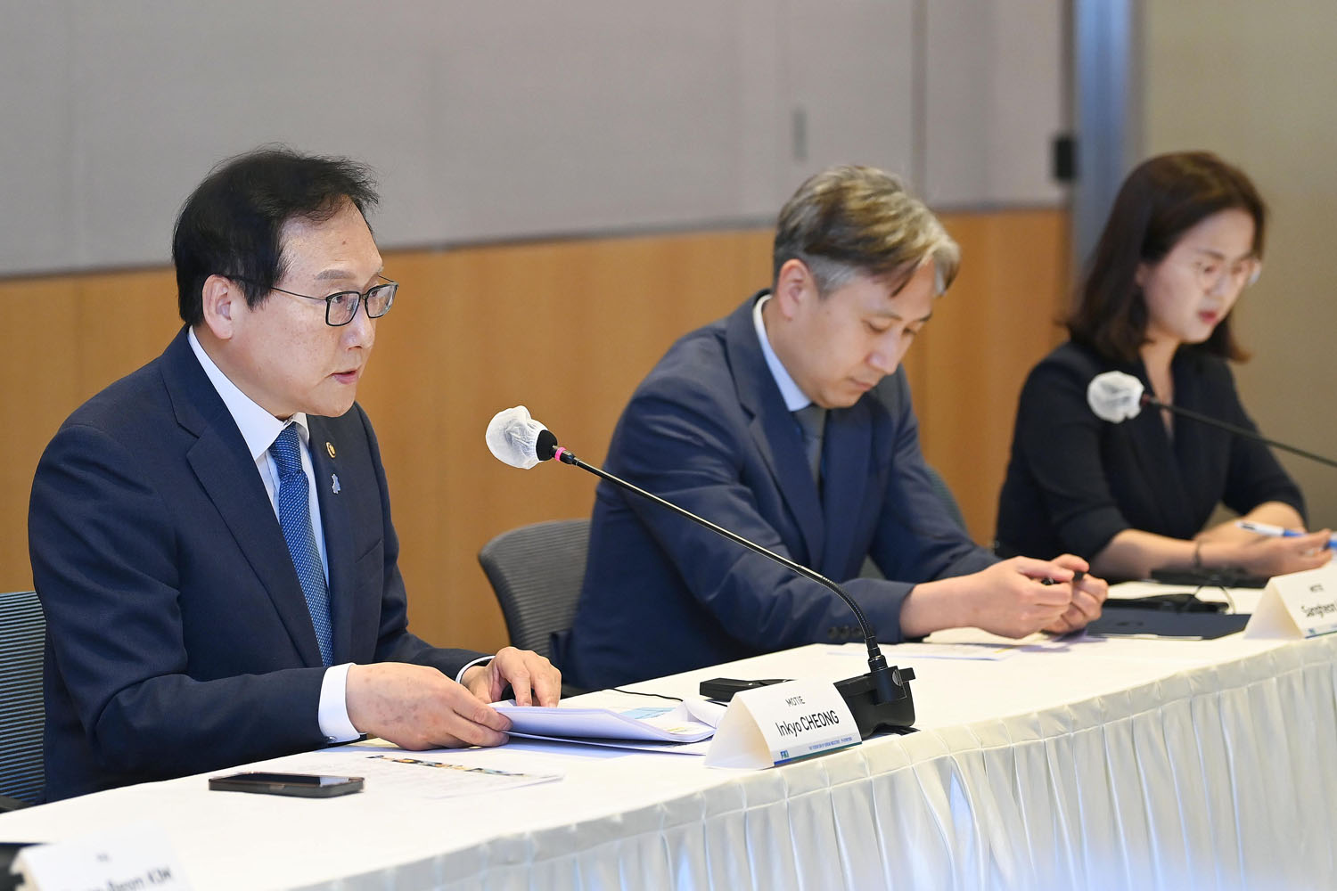 메데프(MEDEF) 경제사절단장 면담 3