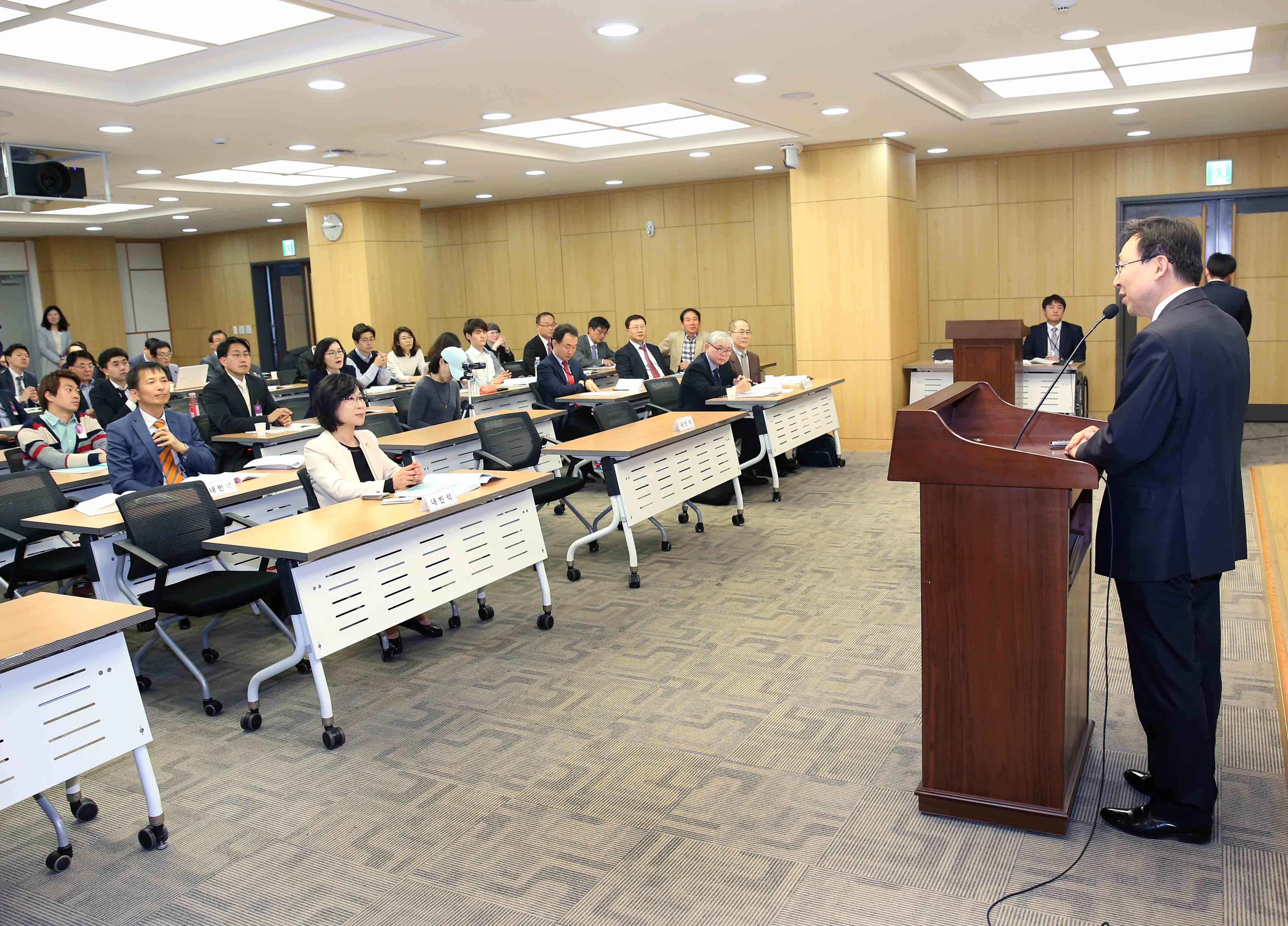 국회기후변화포럼 ‘기후변화와 통상 정책토론회’ 4