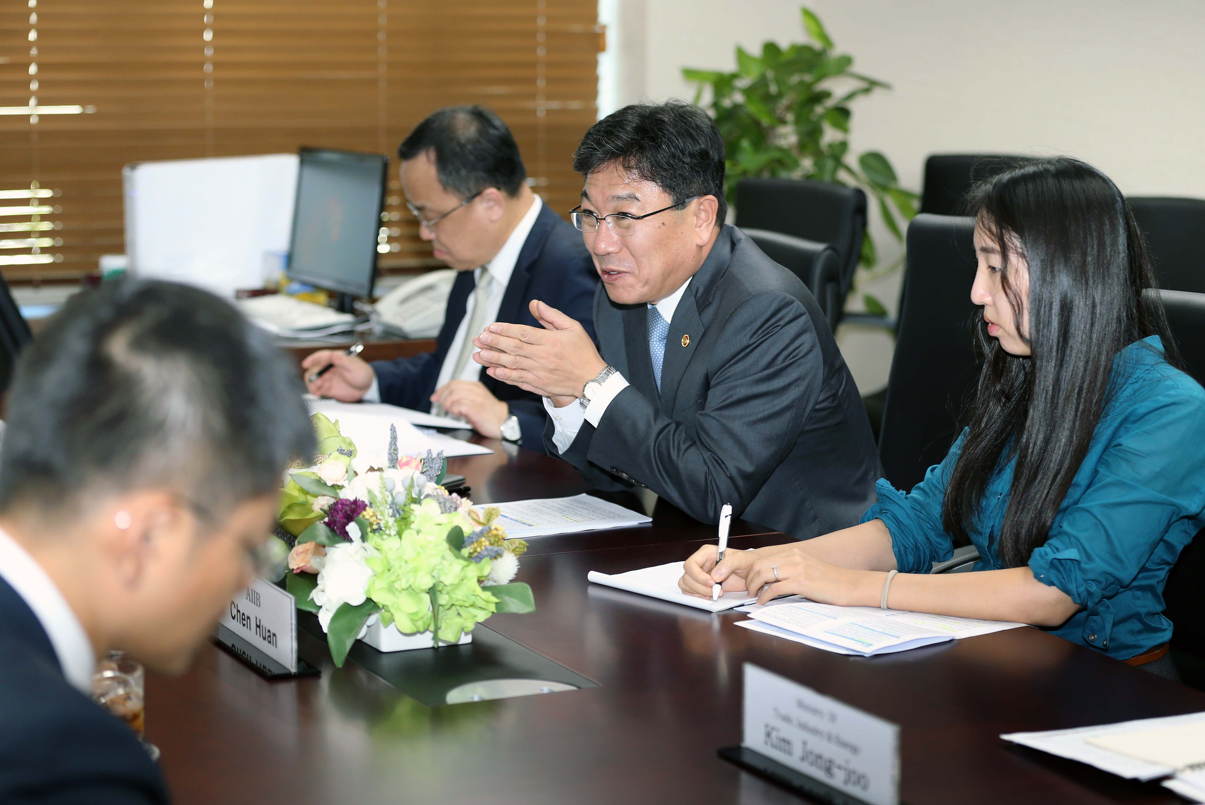 진리췬 AIIB 총재지명자 면담 3