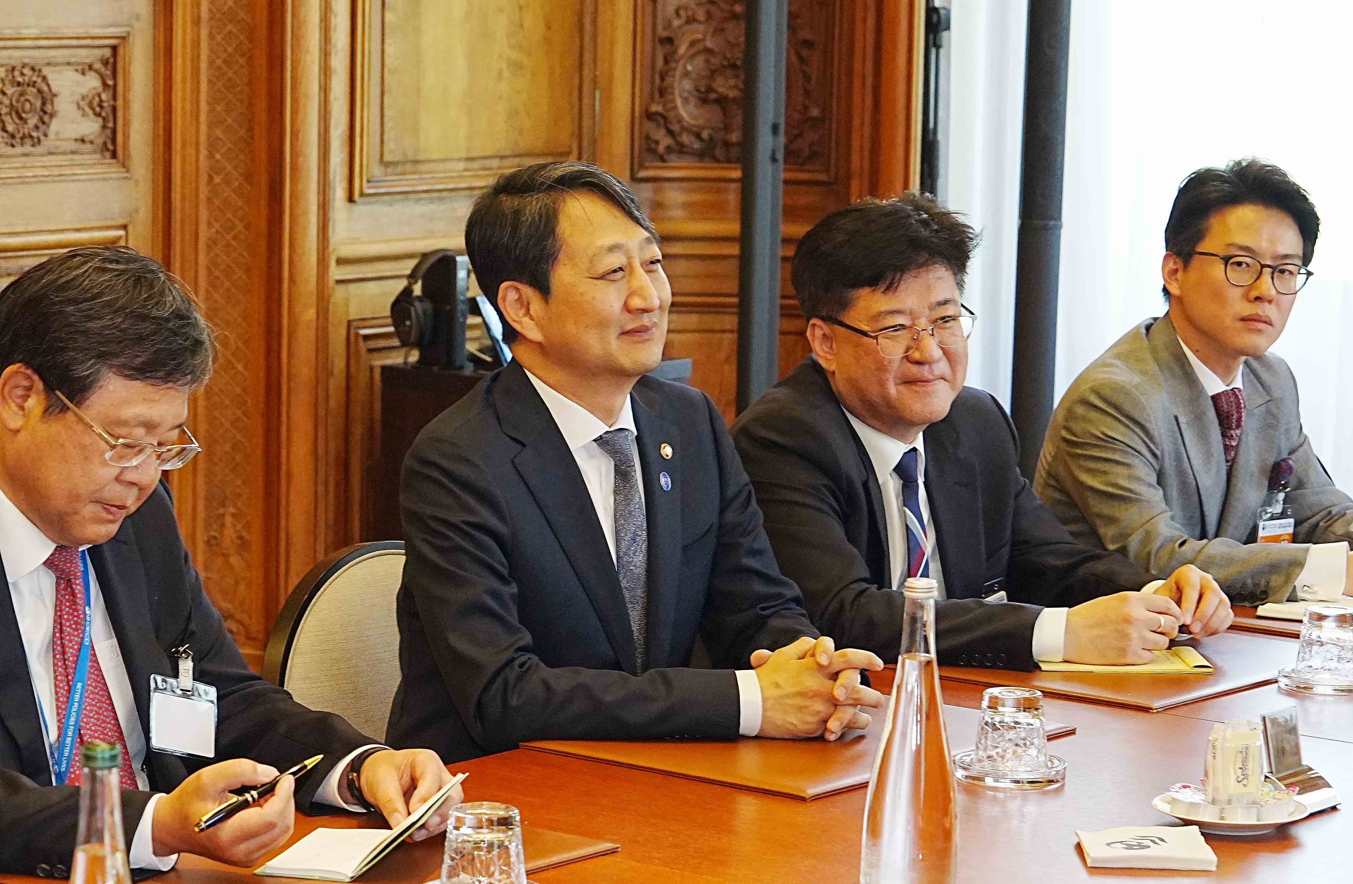 OECD 사무총장 면담 3