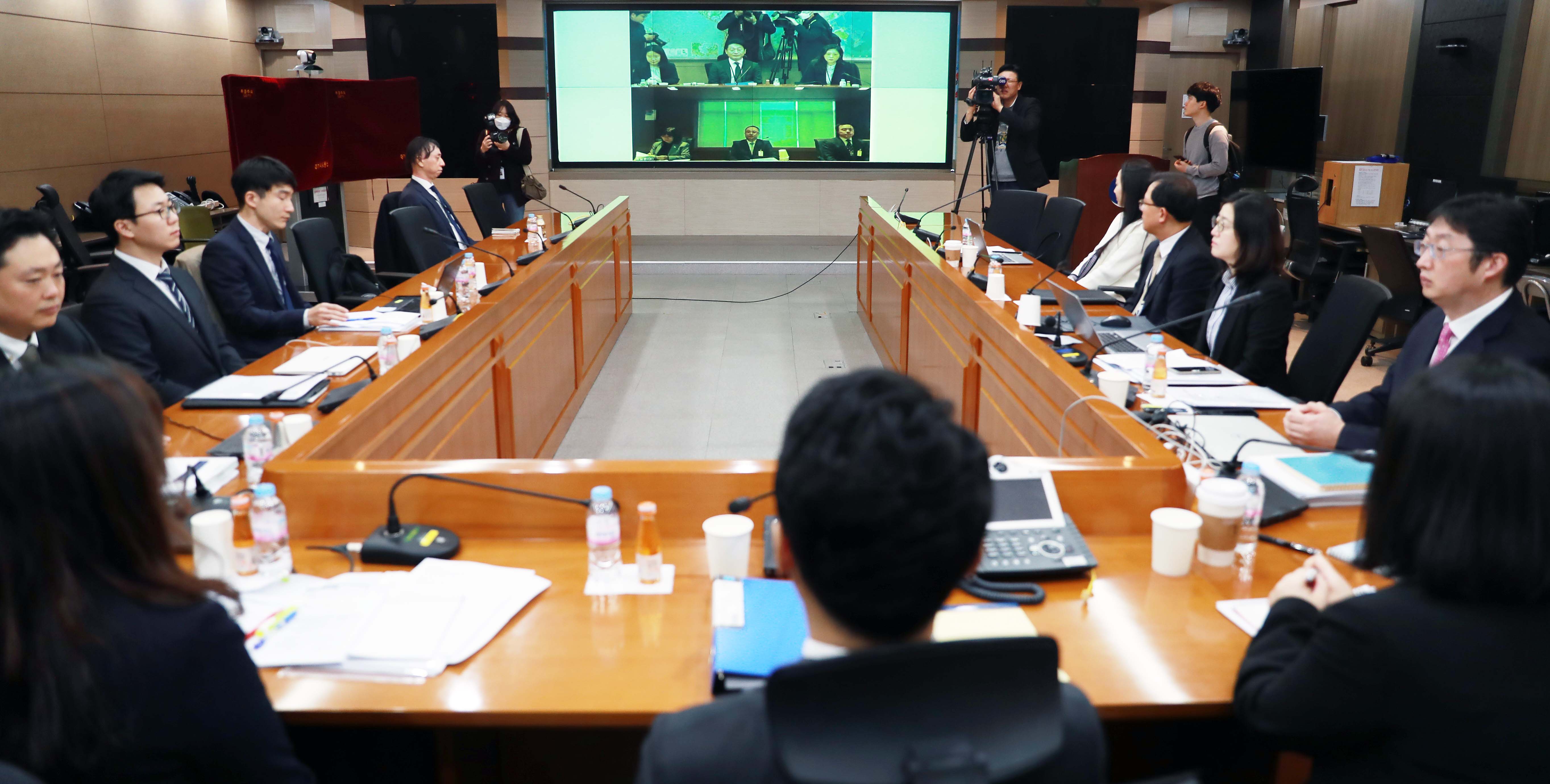 제8차 韓日 수출관리정책대화 영상회의 1