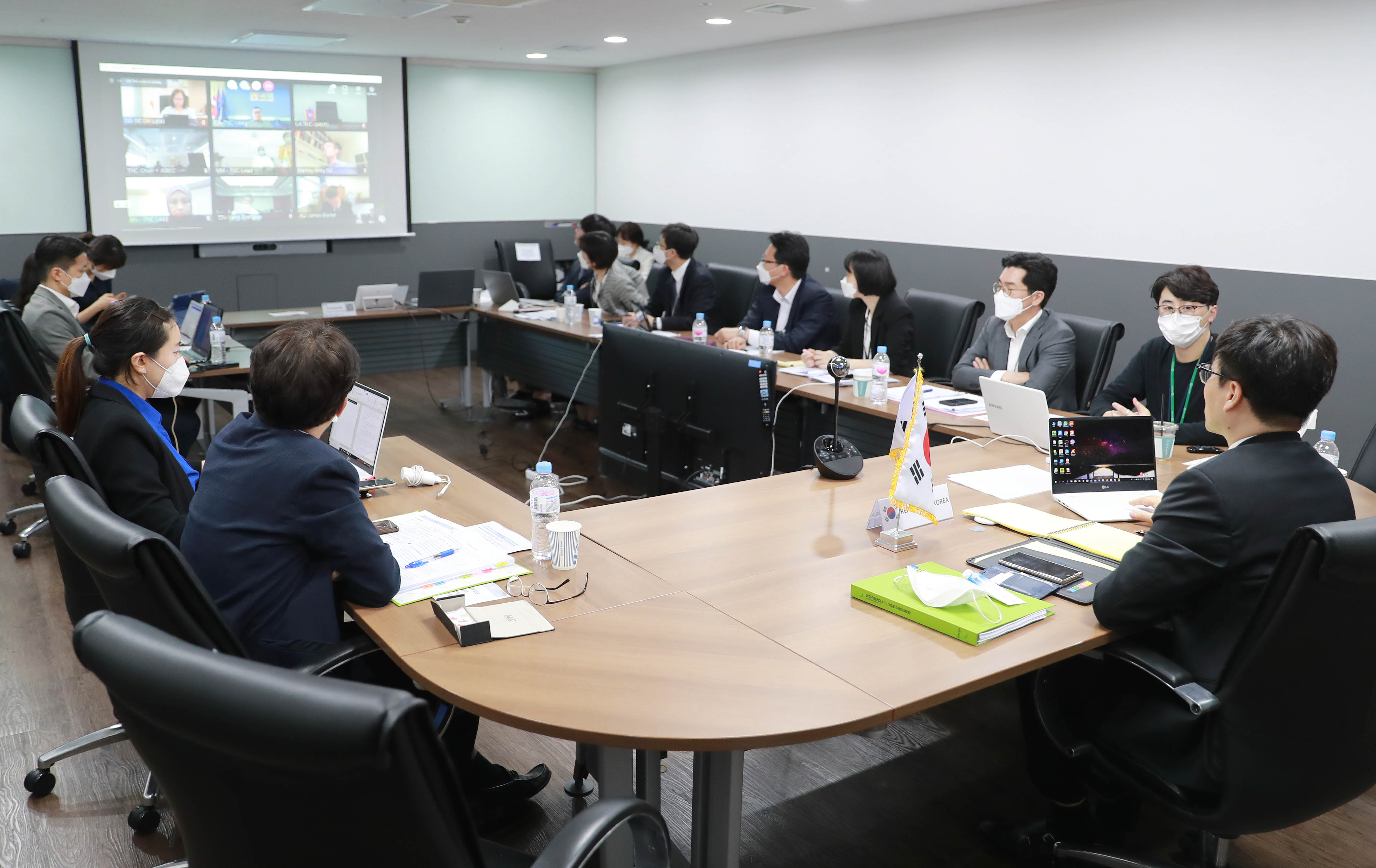 RCEP 제30차 공식협상 영상회의 1
