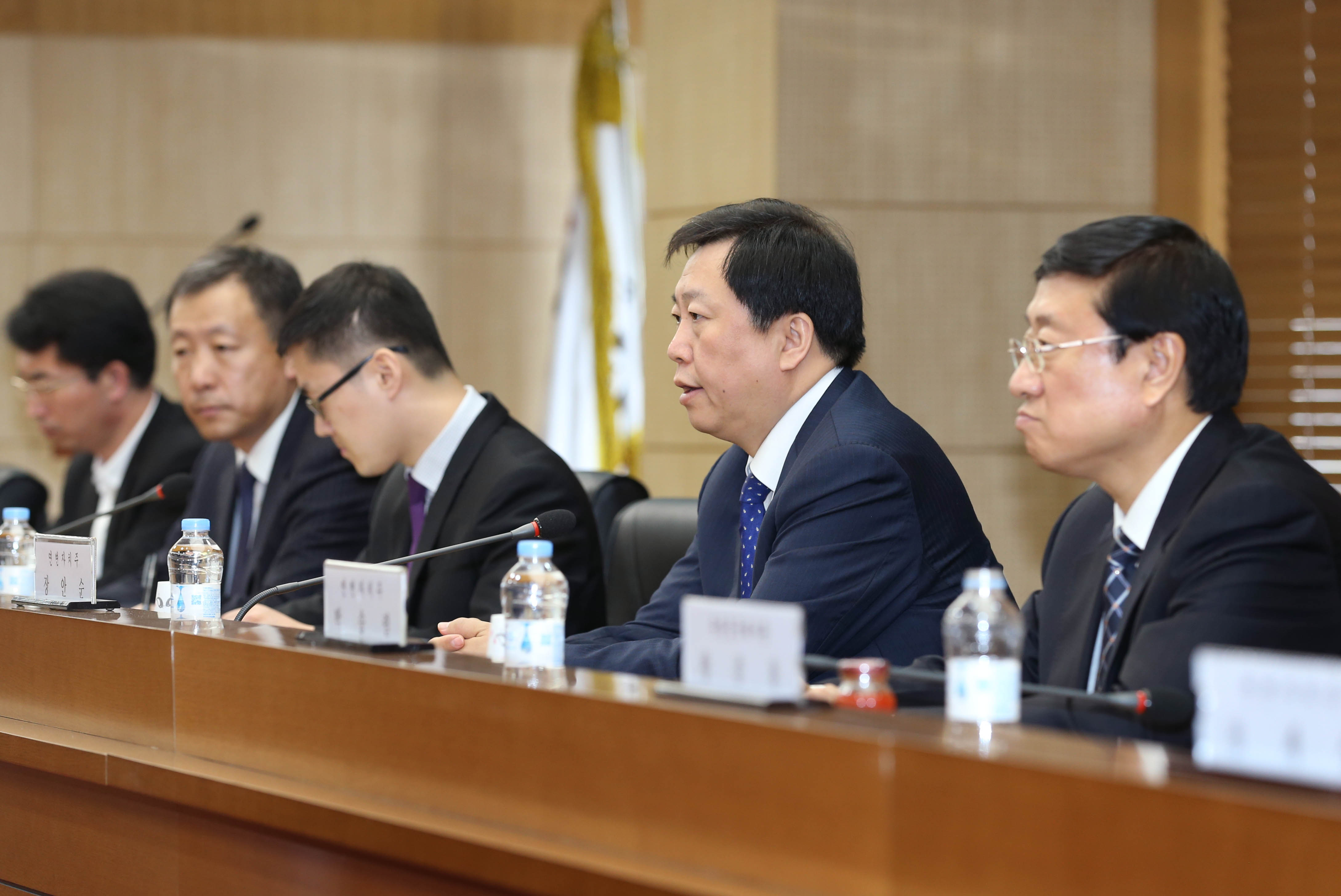 중국 연변자치주 당서기 면담 4
