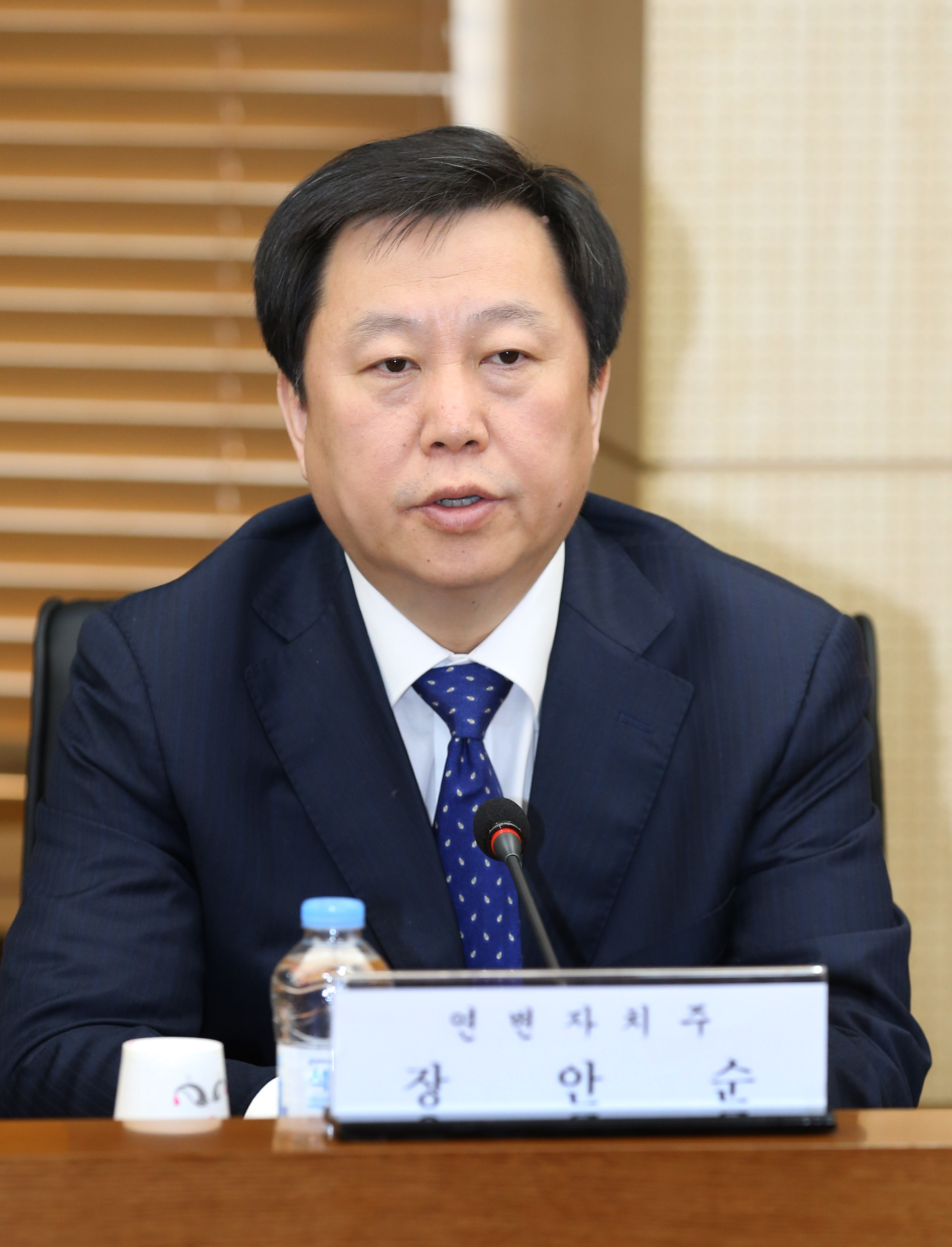 중국 연변자치주 당서기 면담 5