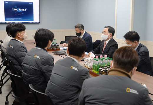 러-우크라이나 사태 관련 반도체용 특수가스업체인 TEMC 현장방문 1
