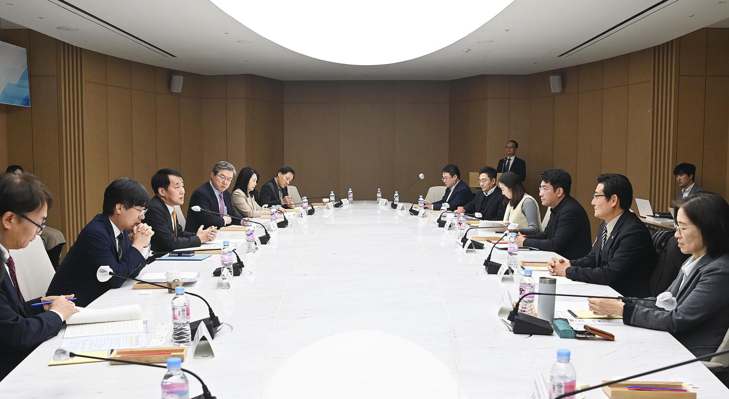 제2차 산업디지털전환위원회 개최 5