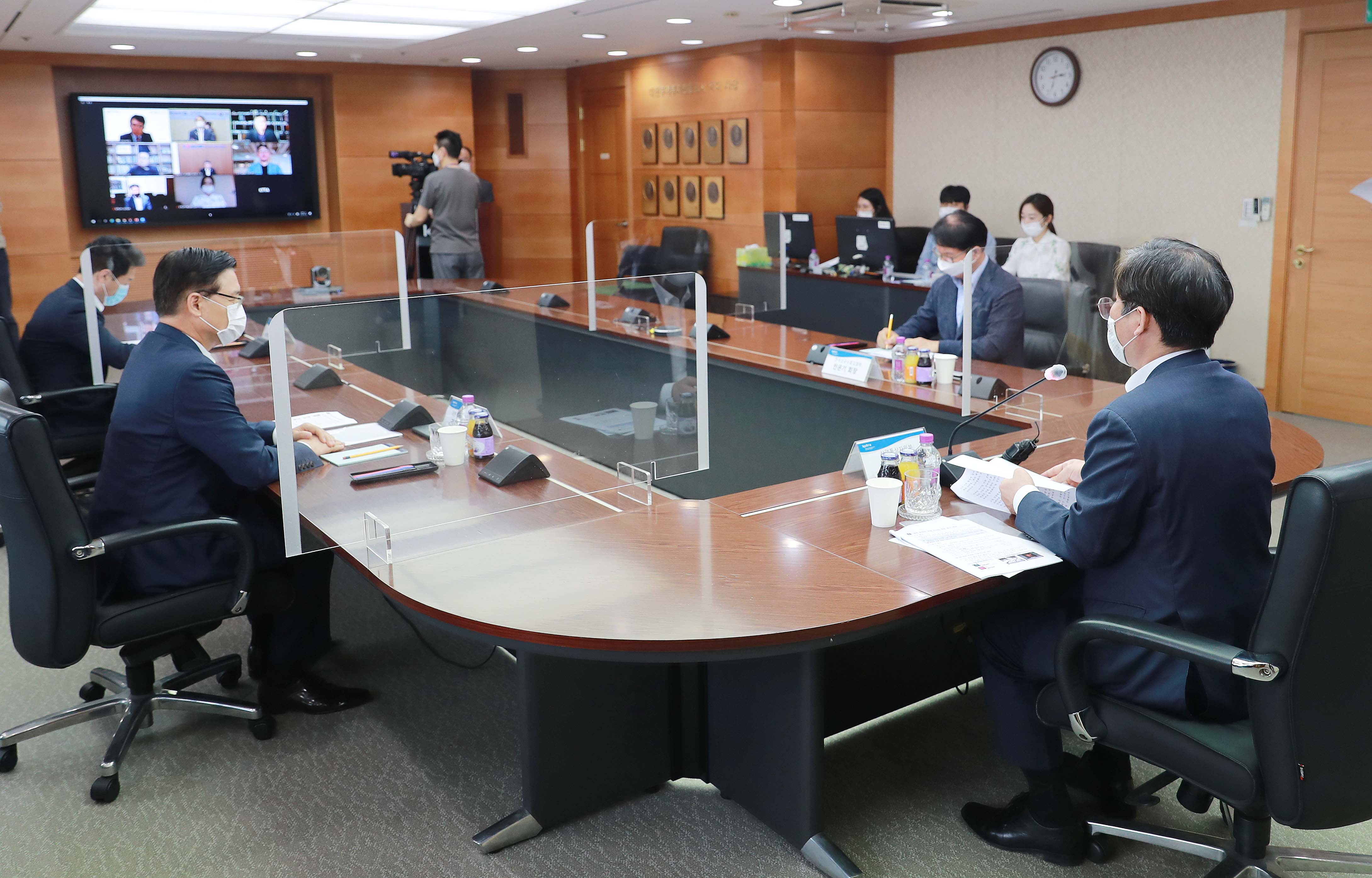섬유 온라인 상설 전시관 개관식 2