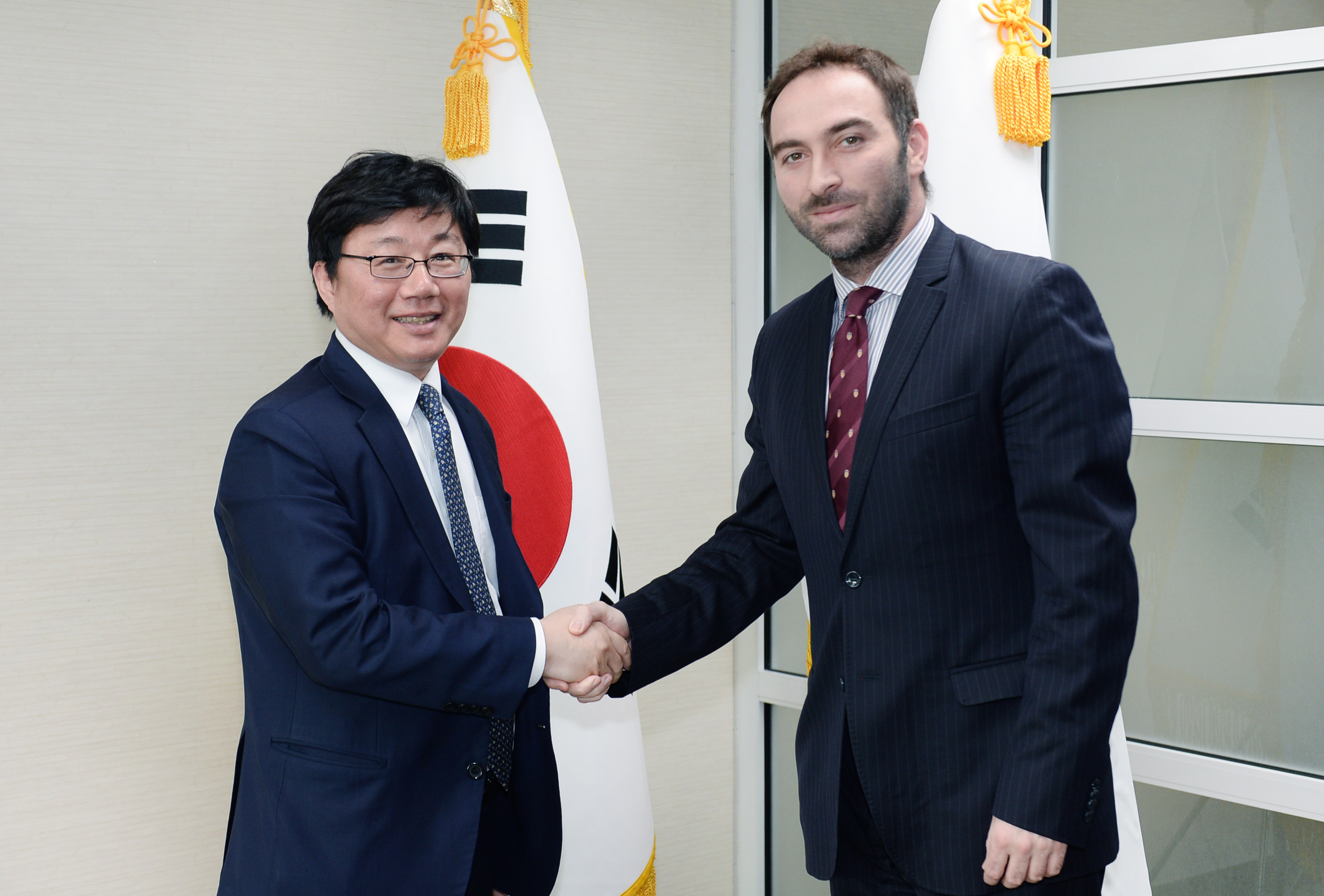 코소보 경제개발부 장관 면담 1