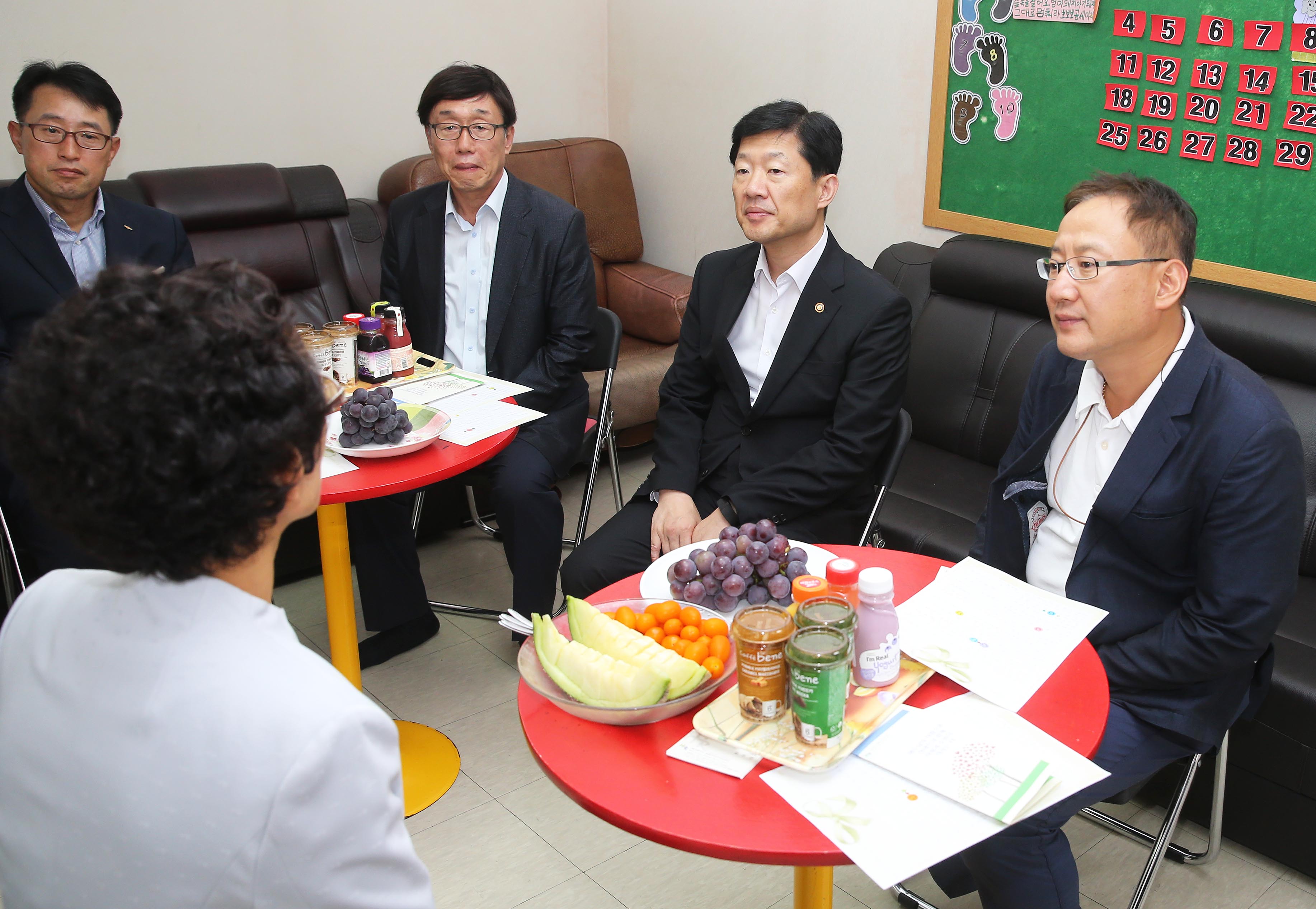 장애인 주간보호센터인 하나 렘넌트 방문 1