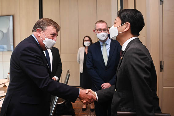 영국 무역특사 면담 1