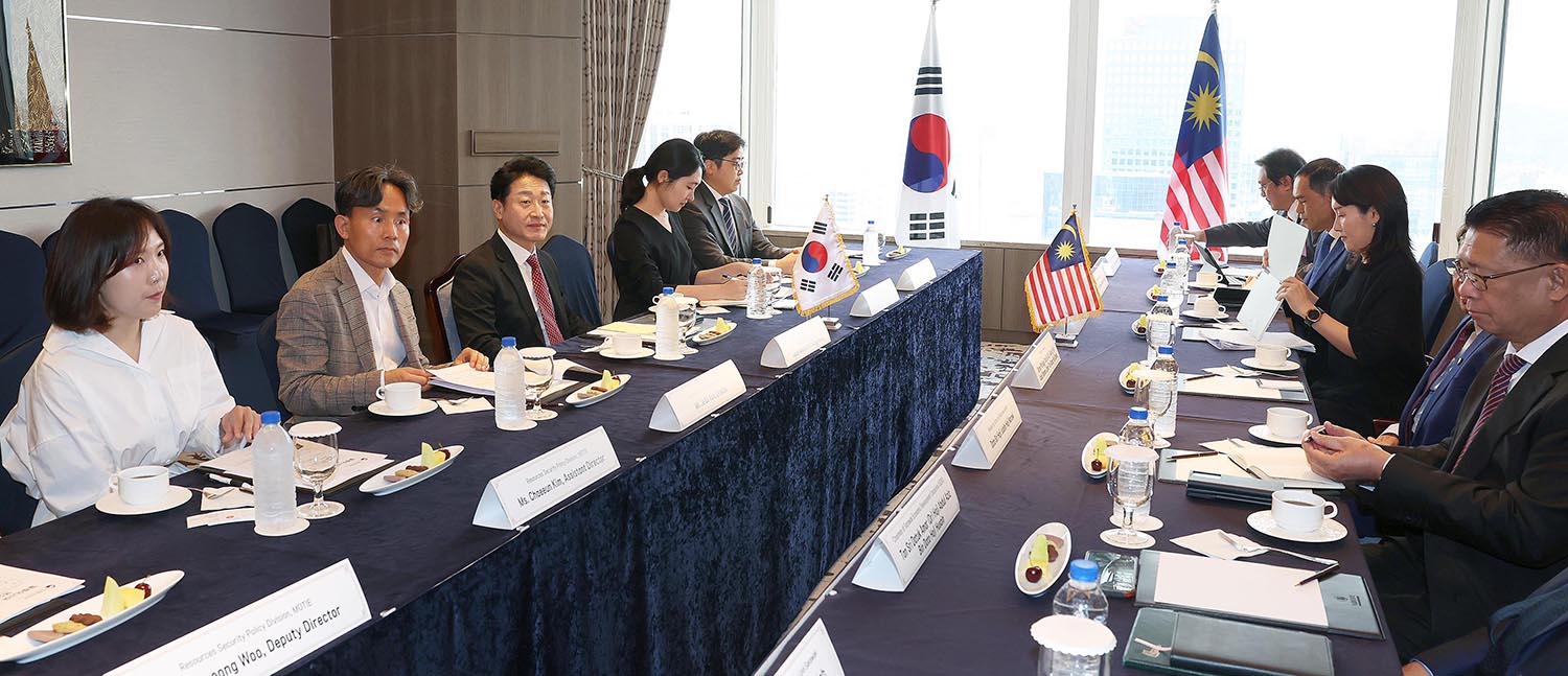 말레이시아 사라왁 주지사 면담 3