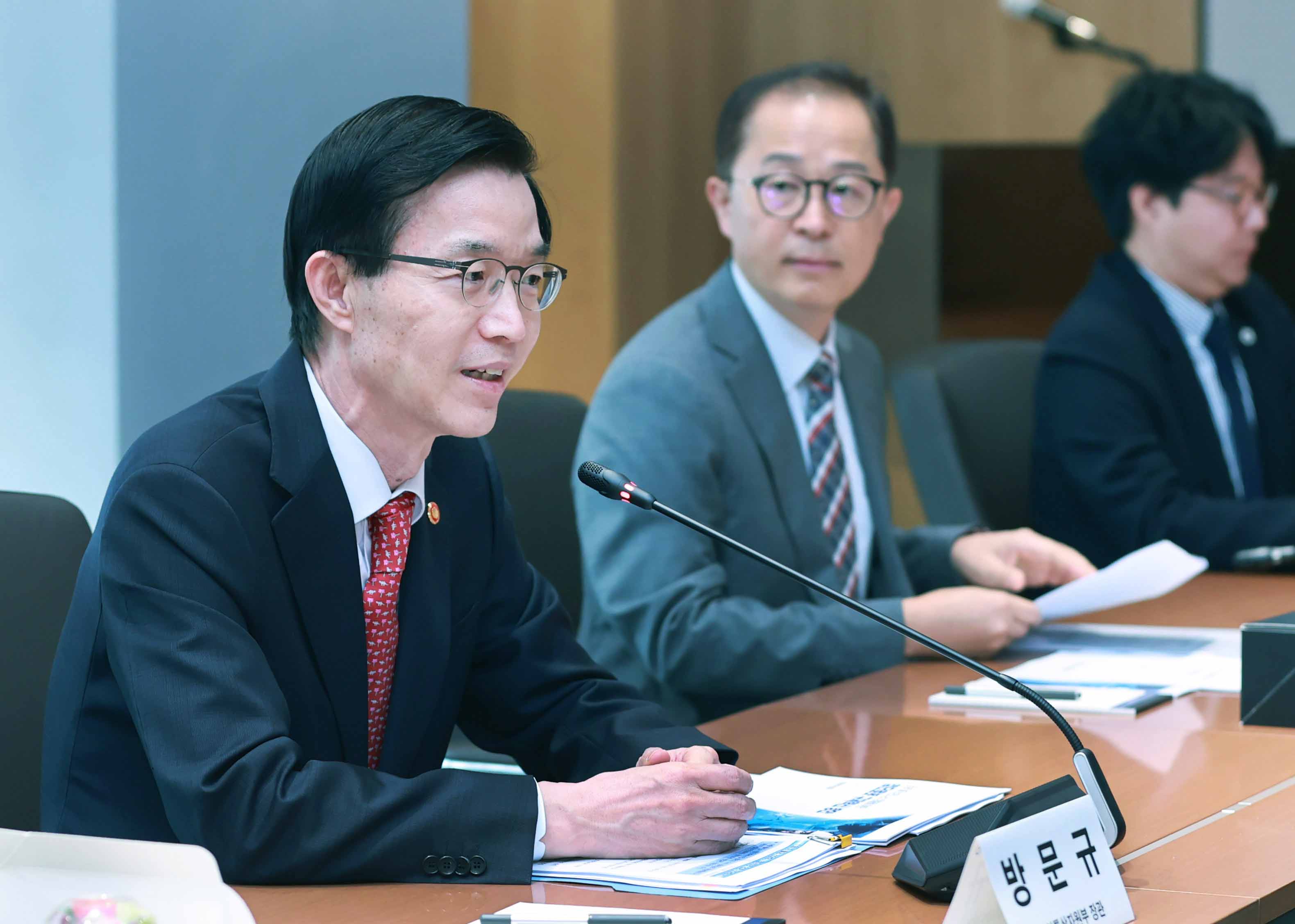 첨단로봇산업 육성을 위한 제1차 불금 간담회 4