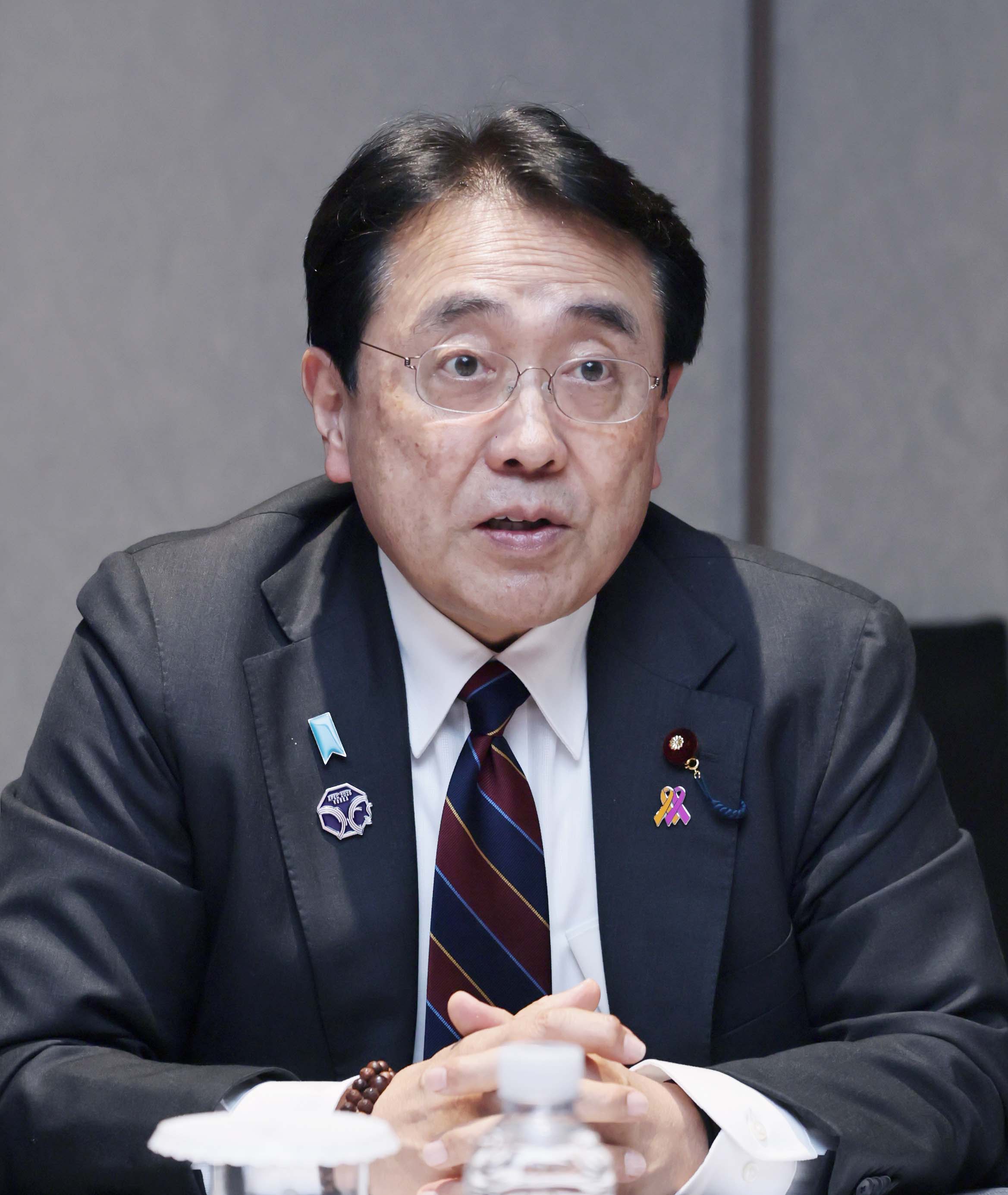 일본 경제산업성 대신 면담 6