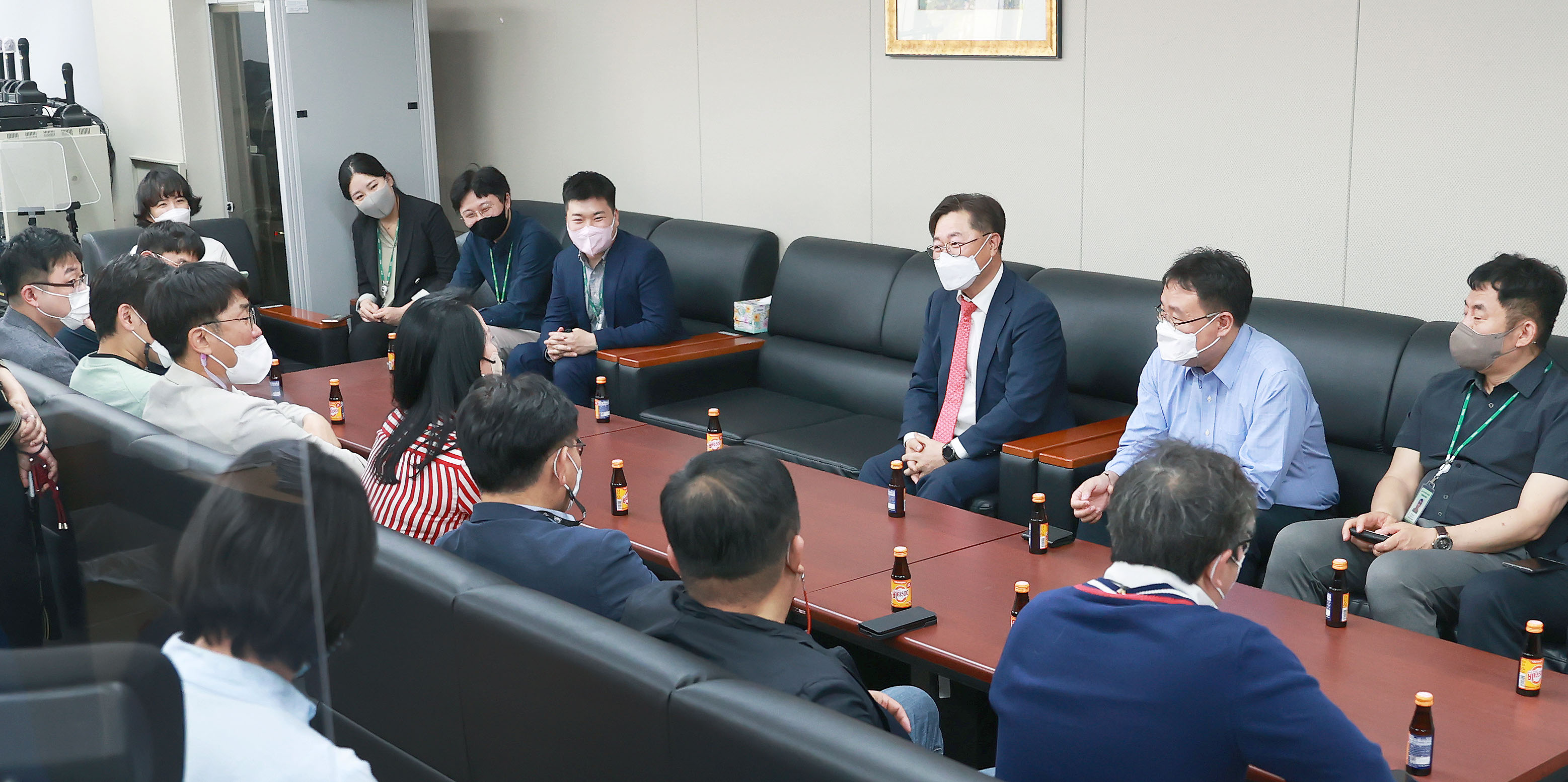 박일준 산업통상자원부 2차관 기자실 방문 4