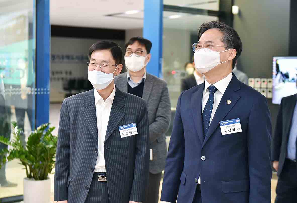 시스템반도체 설계지원센터 현장방문 1