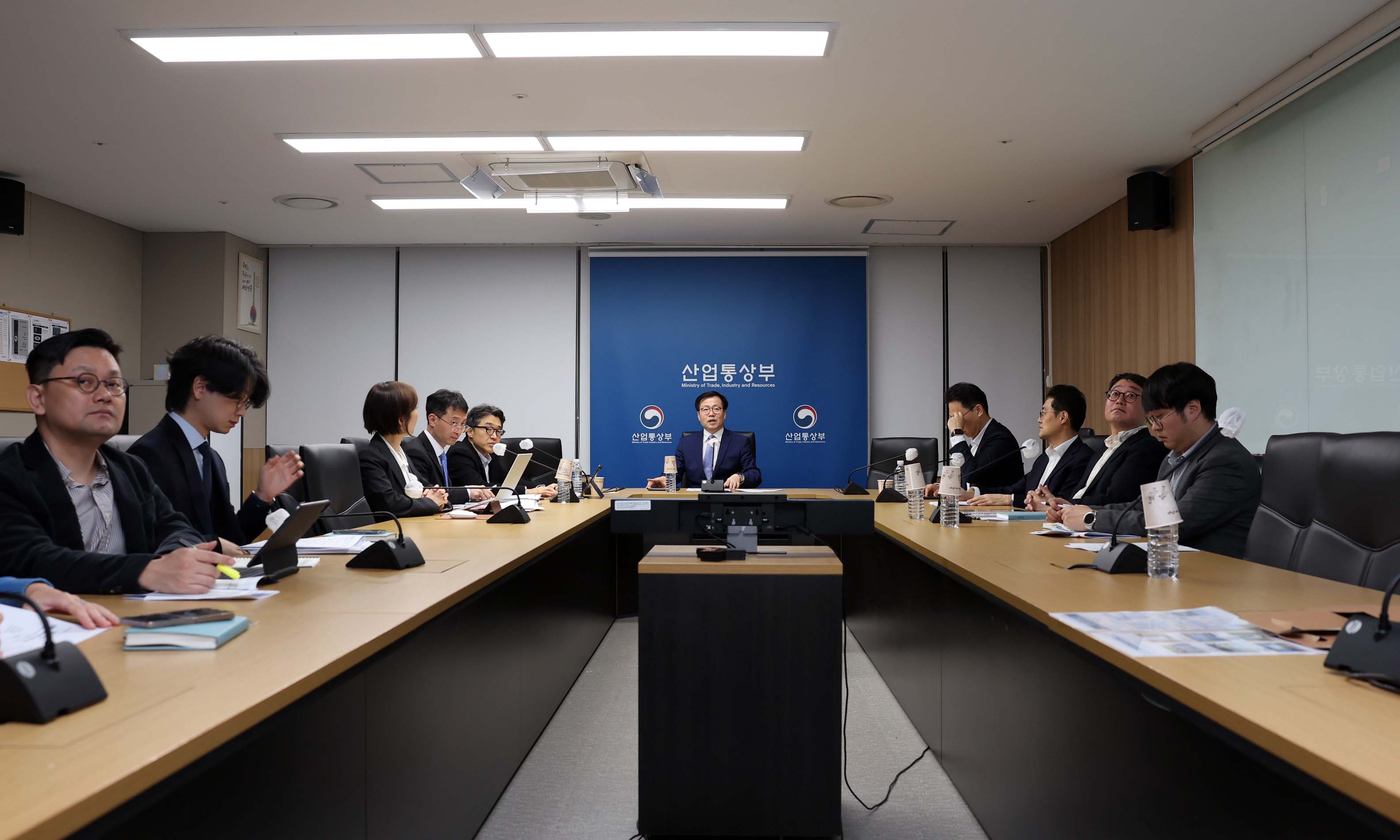 중동 전쟁 관련 자원 공급망 확보 상무관 회의 1