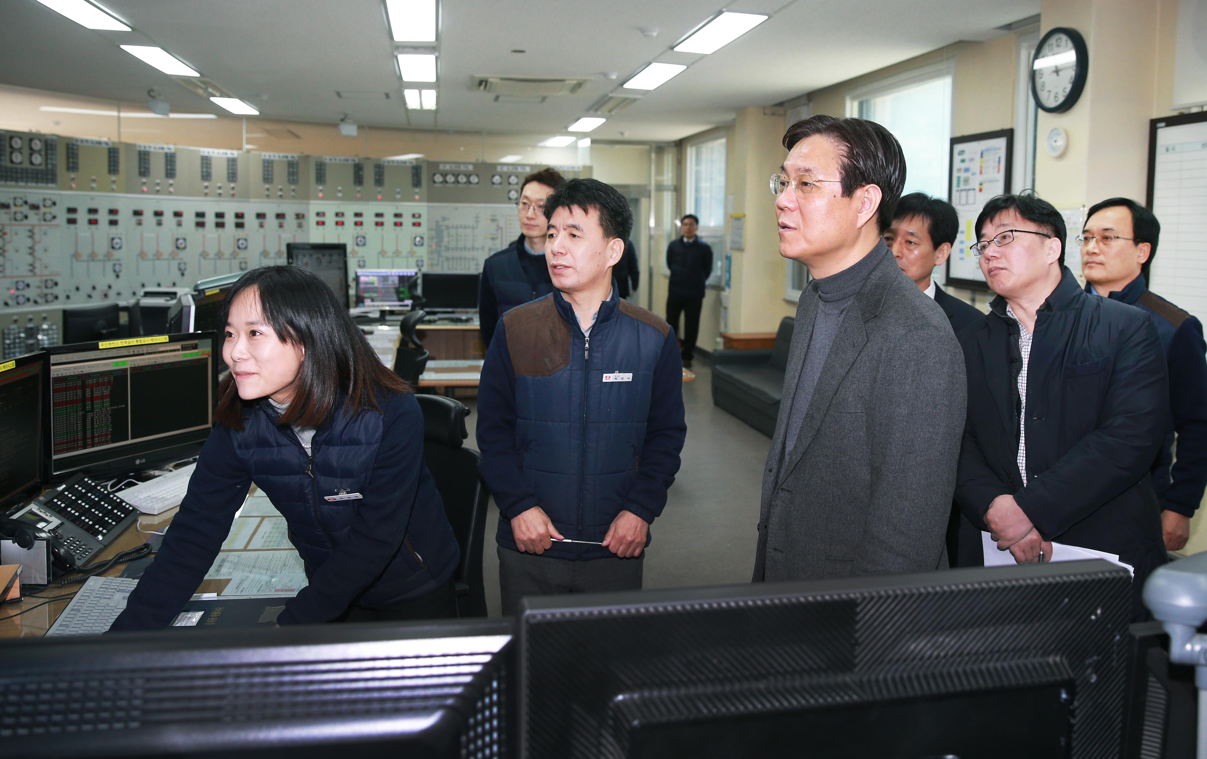 북한 미사일 발사 관련 신성남변전소 현장점검 4
