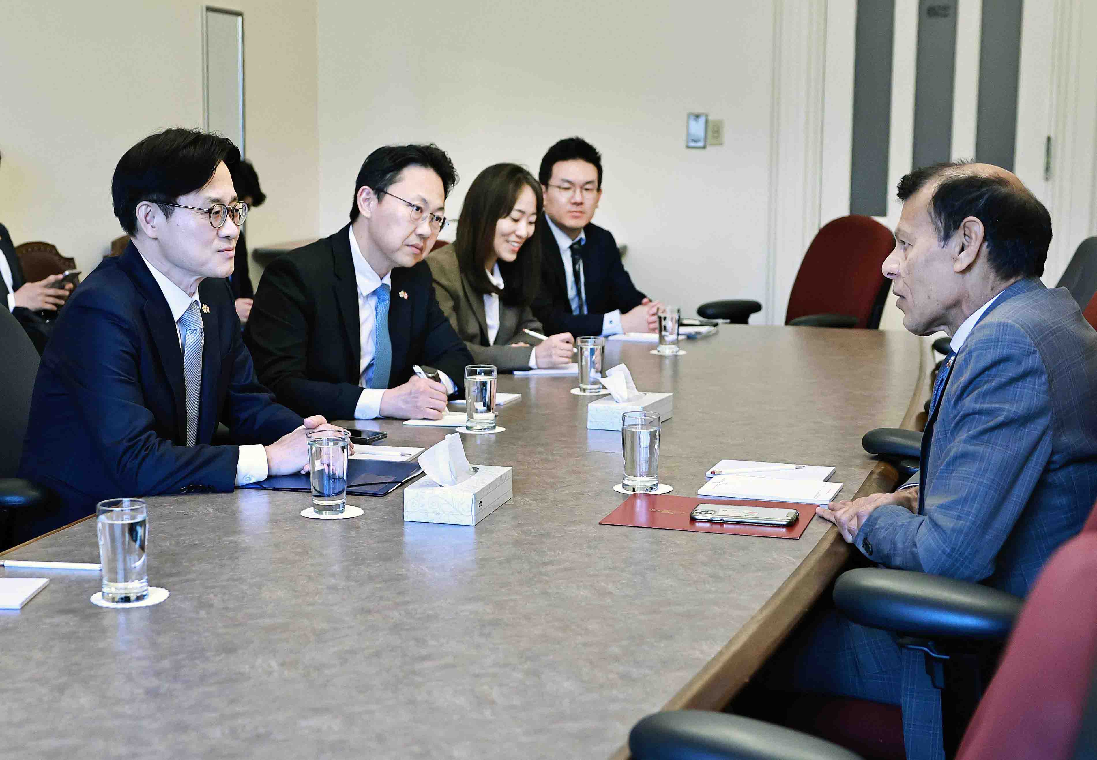 하산 유세프 캐나다 상원의원 면담 5