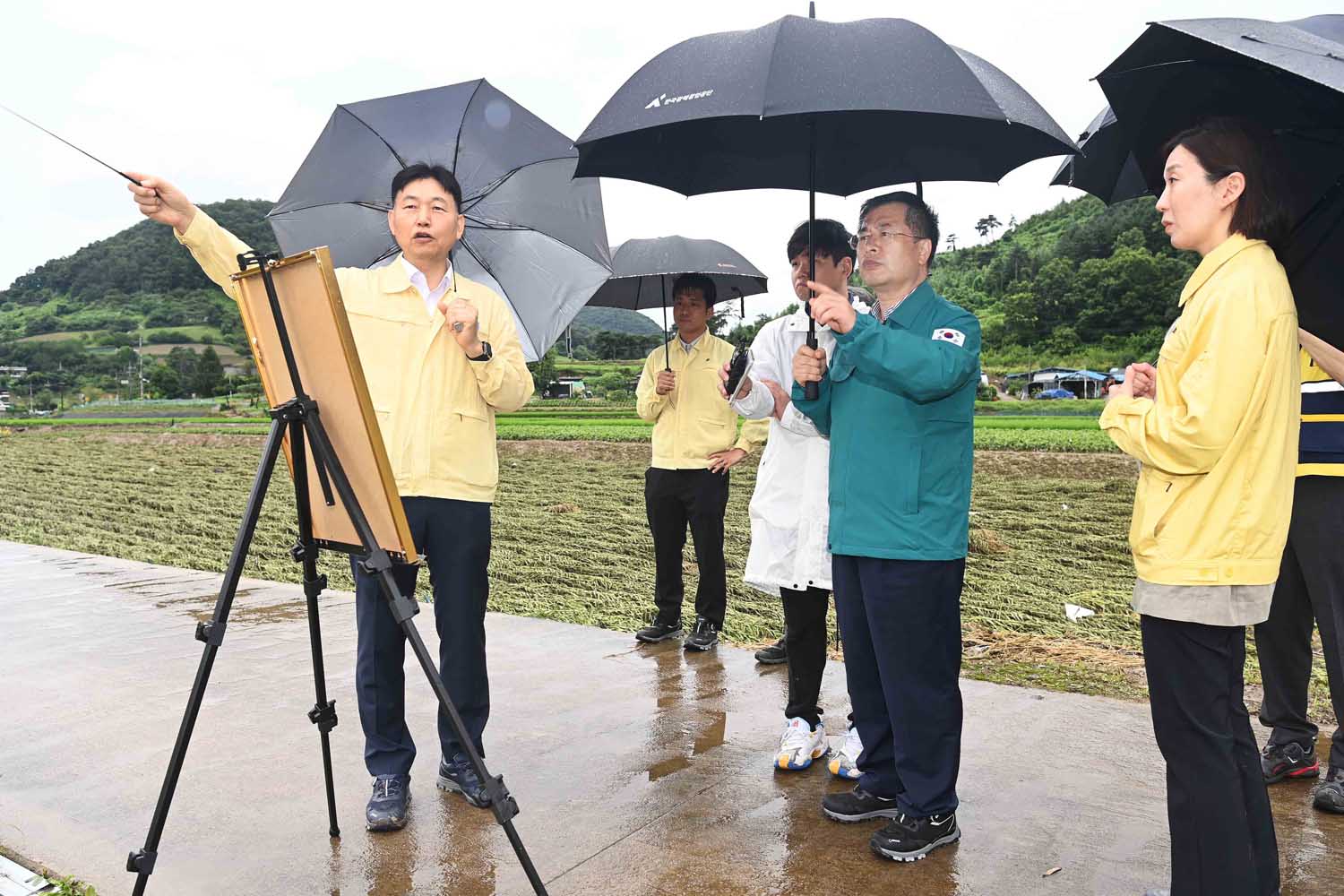 집중호우로 인한 정전 피해 복구 현장점검 1