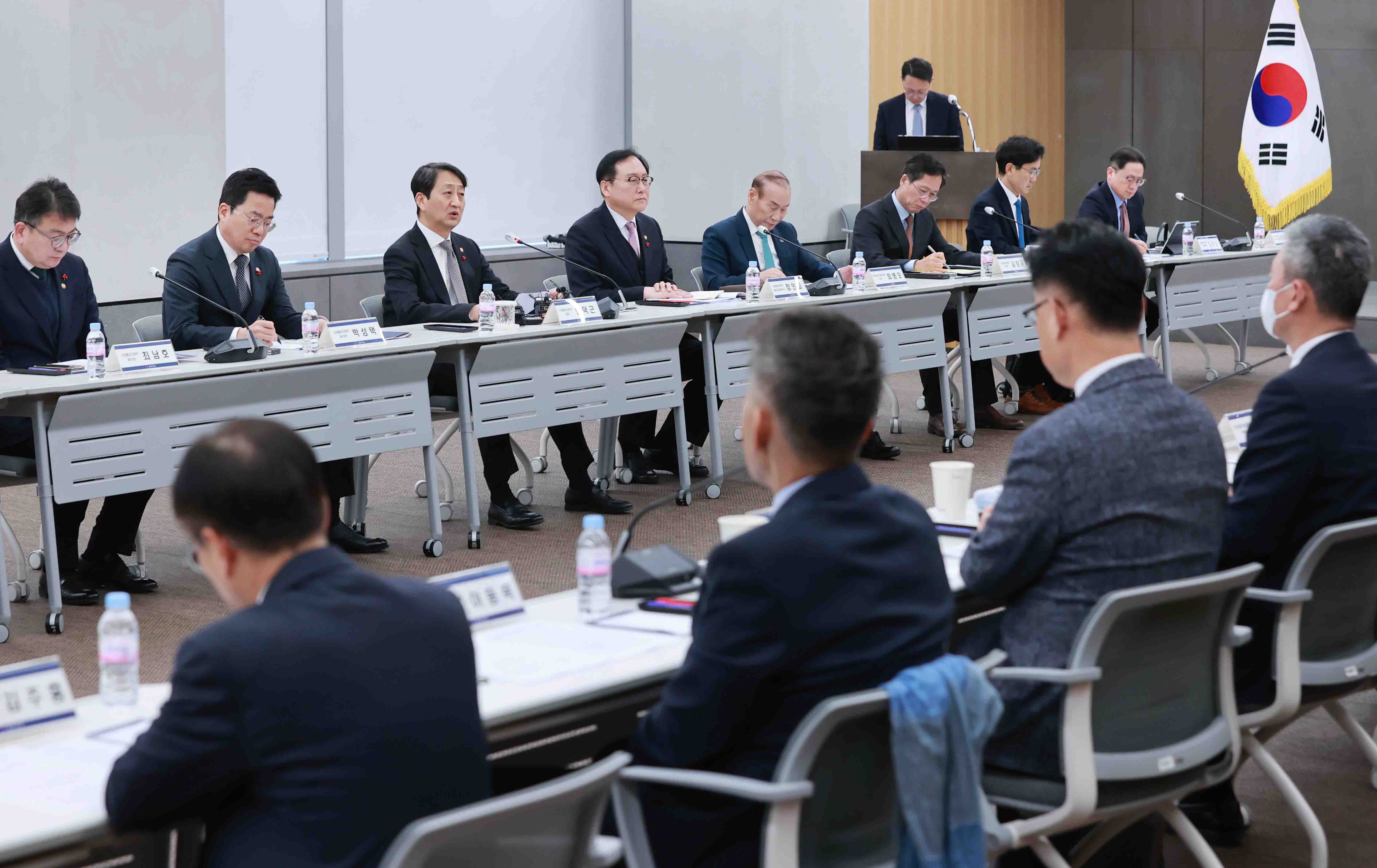 민관합동 실물경제 비상 전략회의 개최 3