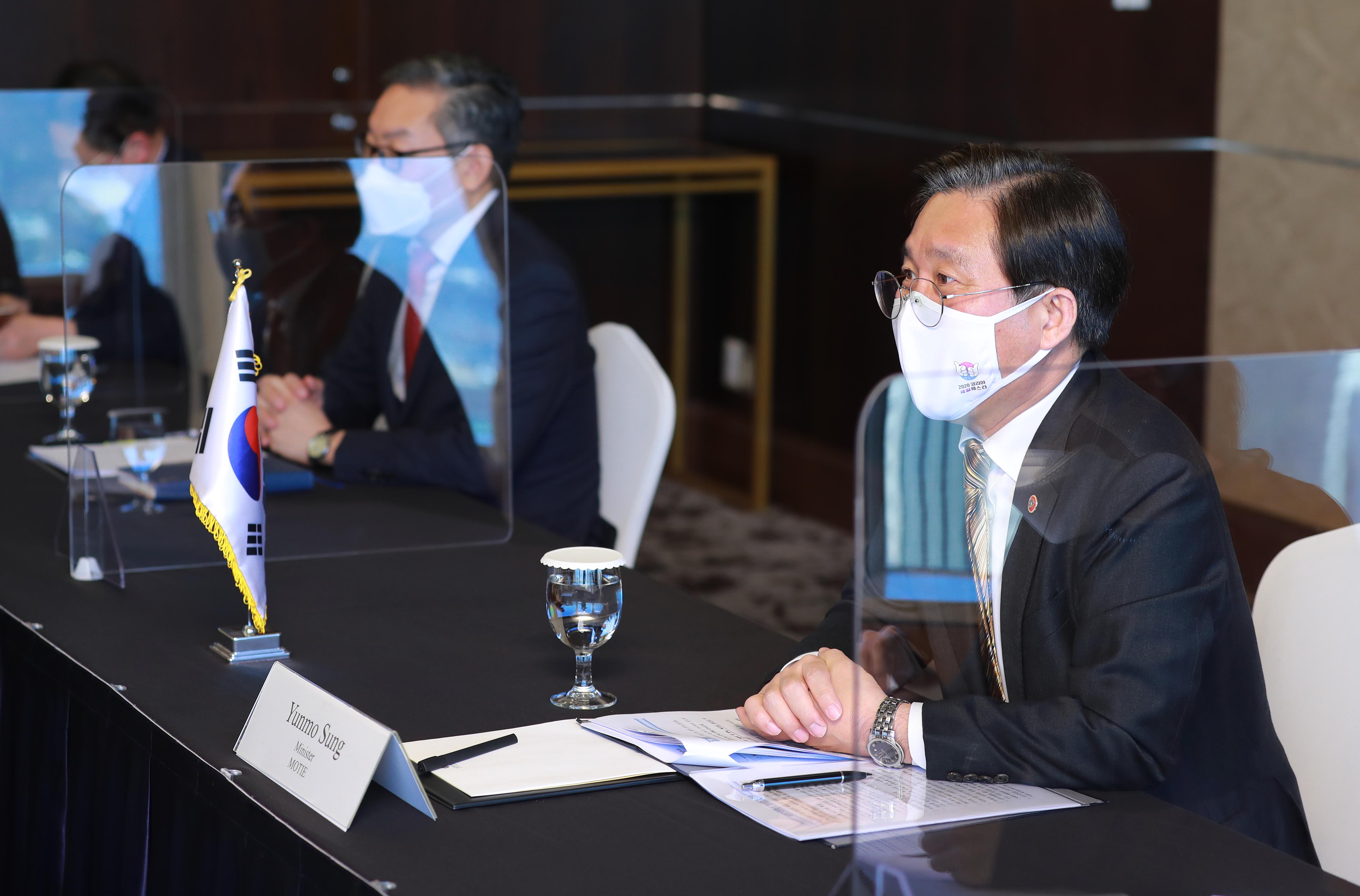 네덜란드 노광장비 기업인 ASML CEO 면담 3