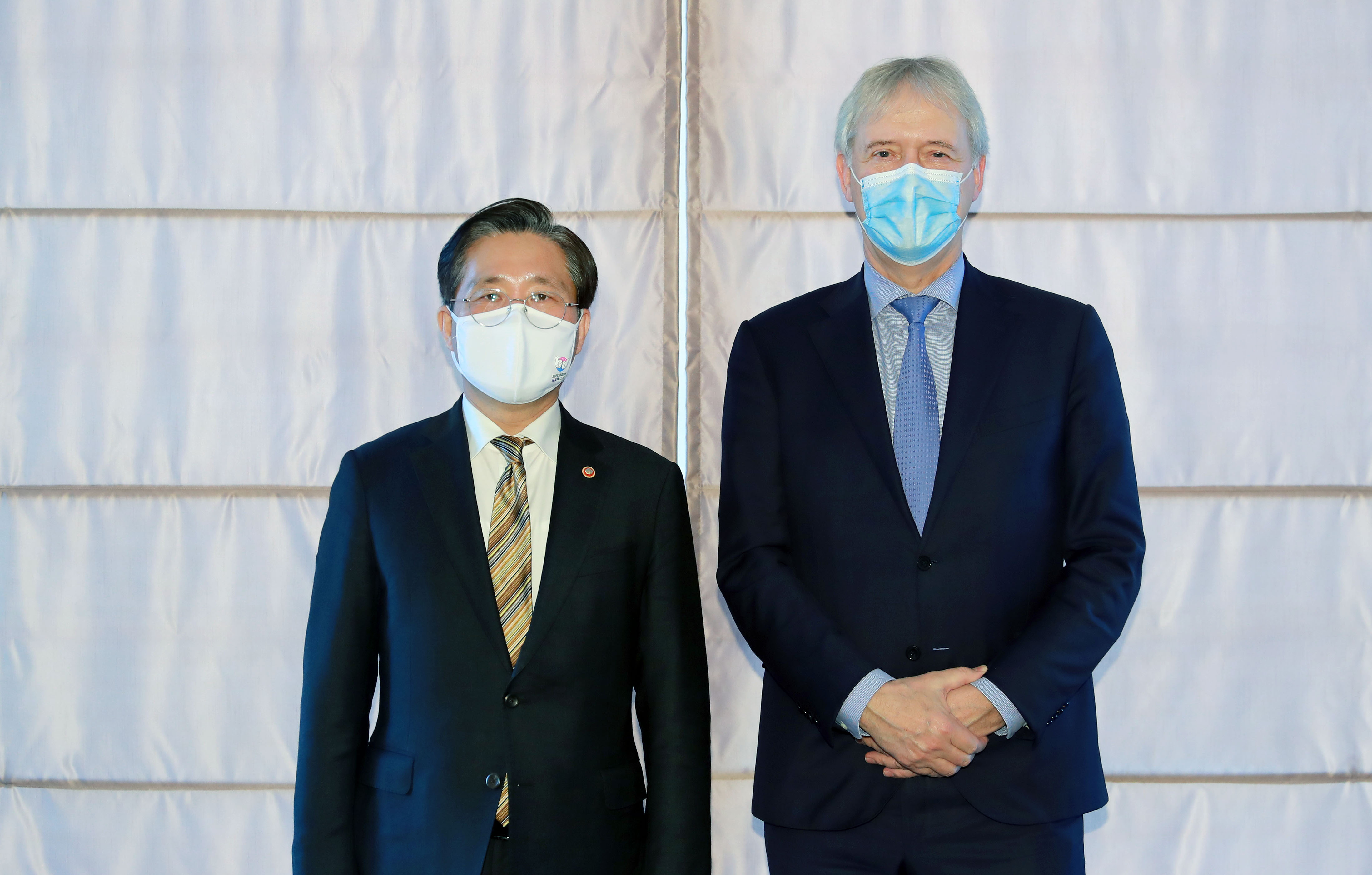 네덜란드 노광장비 기업인 ASML CEO 면담 2