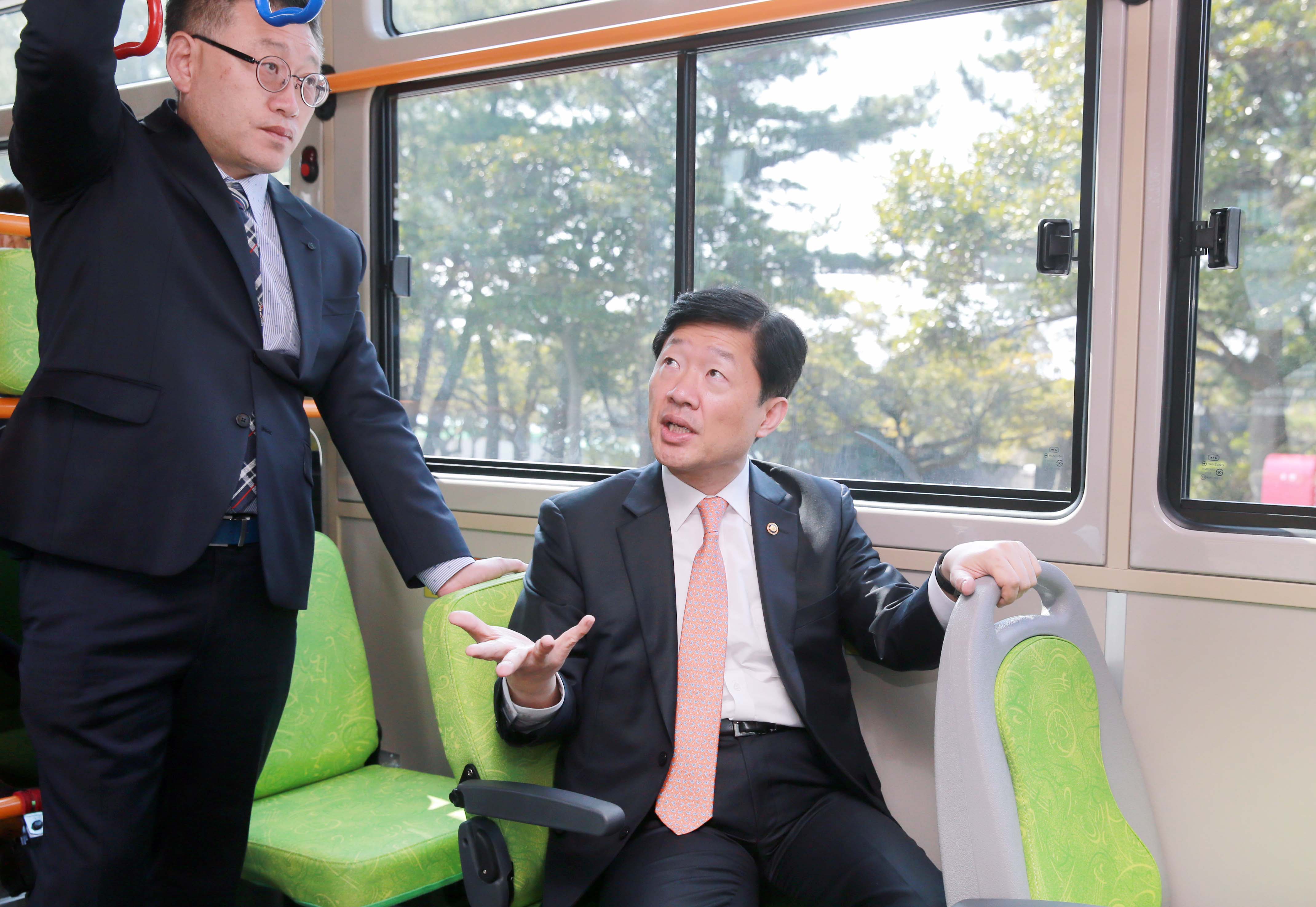 제3회 국제전기자동차엑스포 컨퍼런스 4