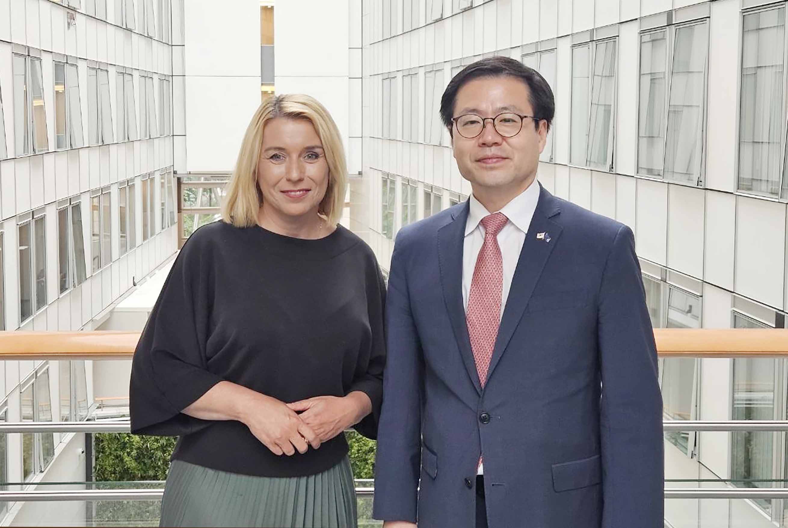 EU의회 다누스 네루도바 의원 면담 1