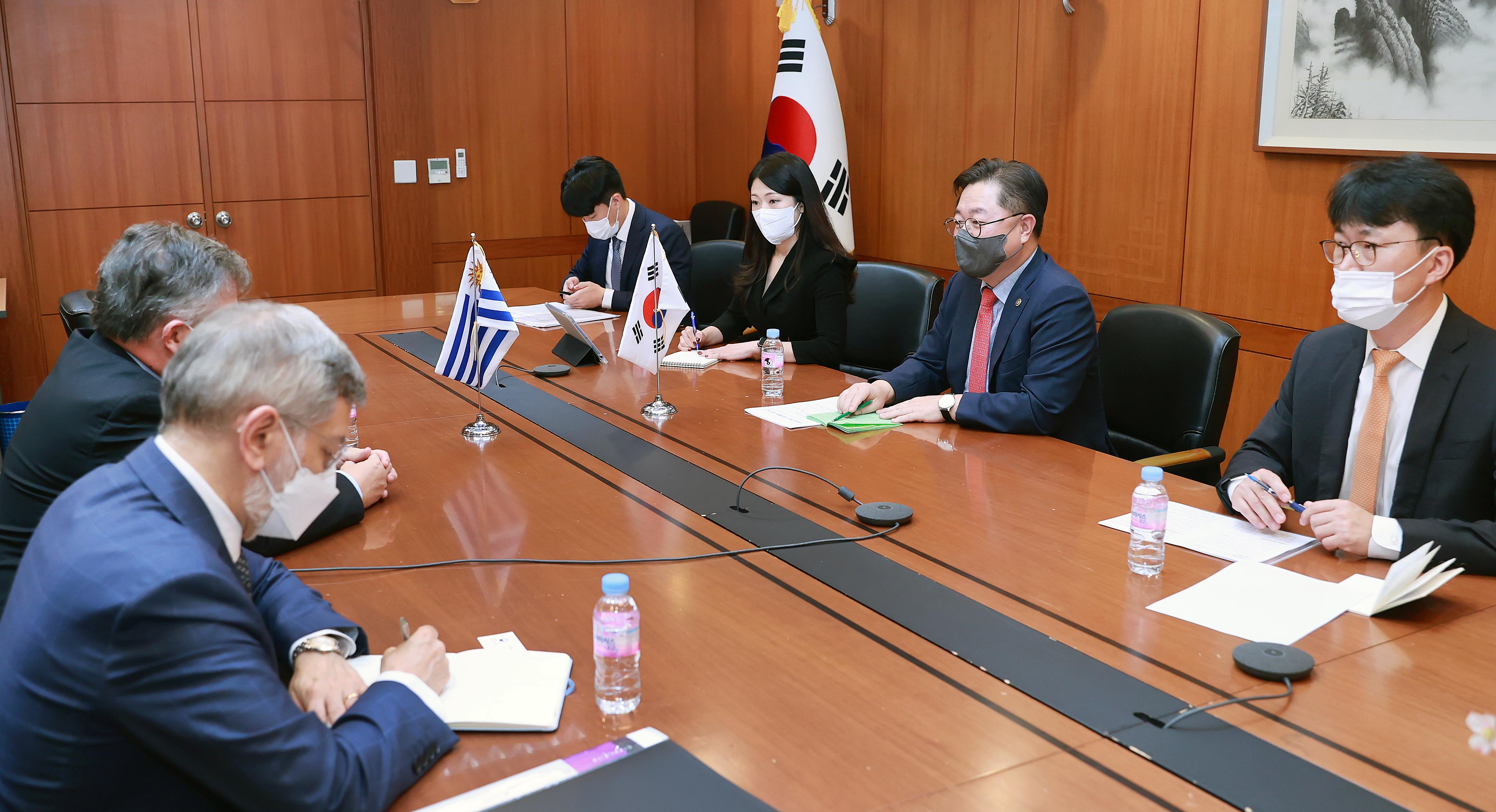 우루과이 산업에너지광물부 장관 면담 3