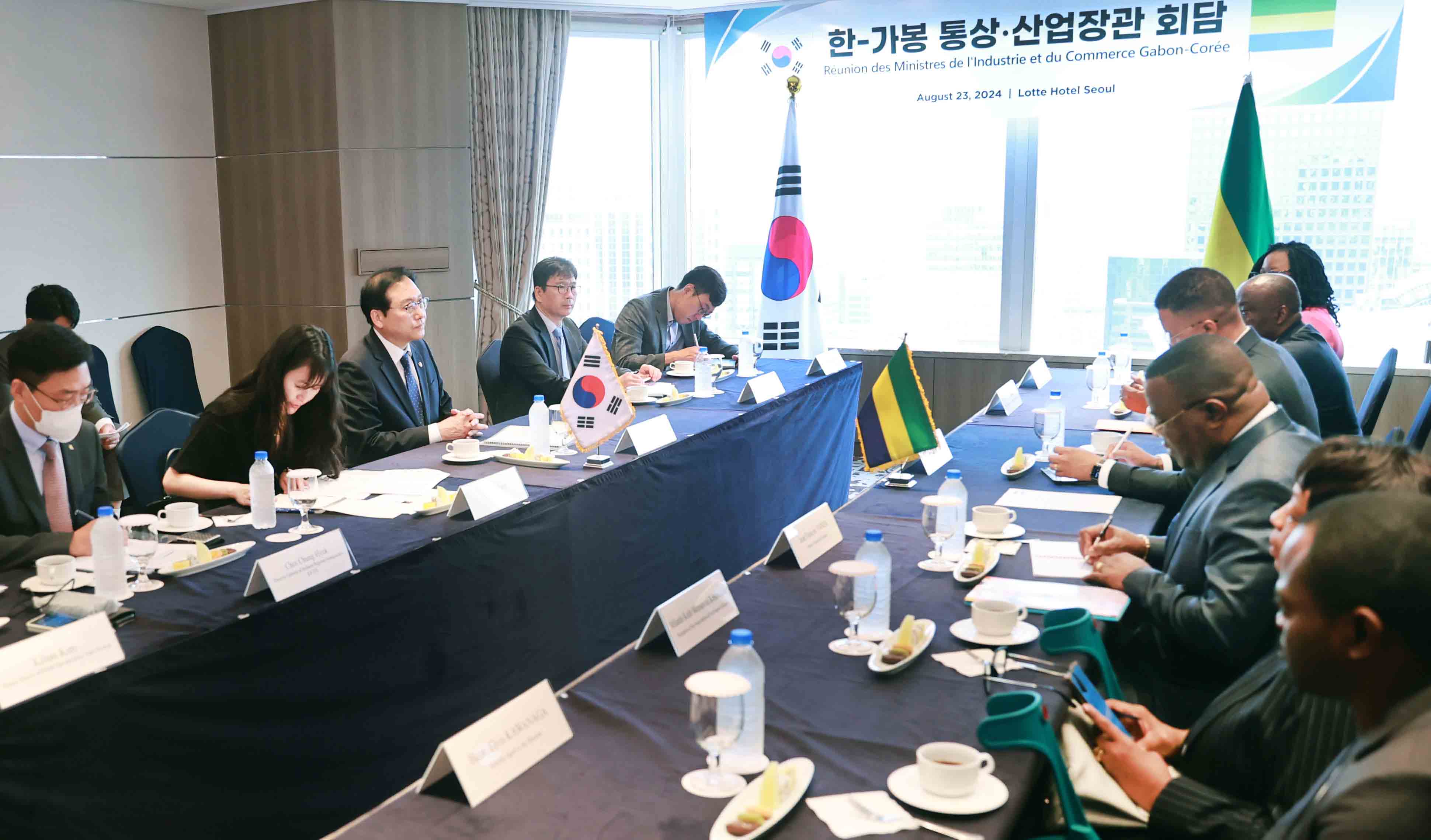 가봉 산업부 장관 면담 3