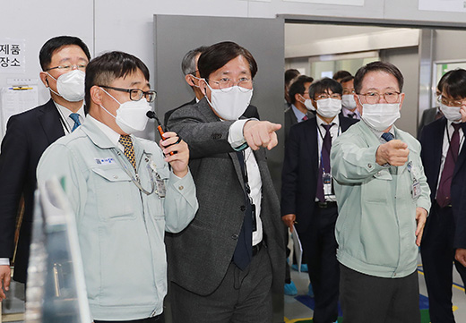 디지털 기반 제조혁신 우수기업인 ㈜티엘비 현장방문 1