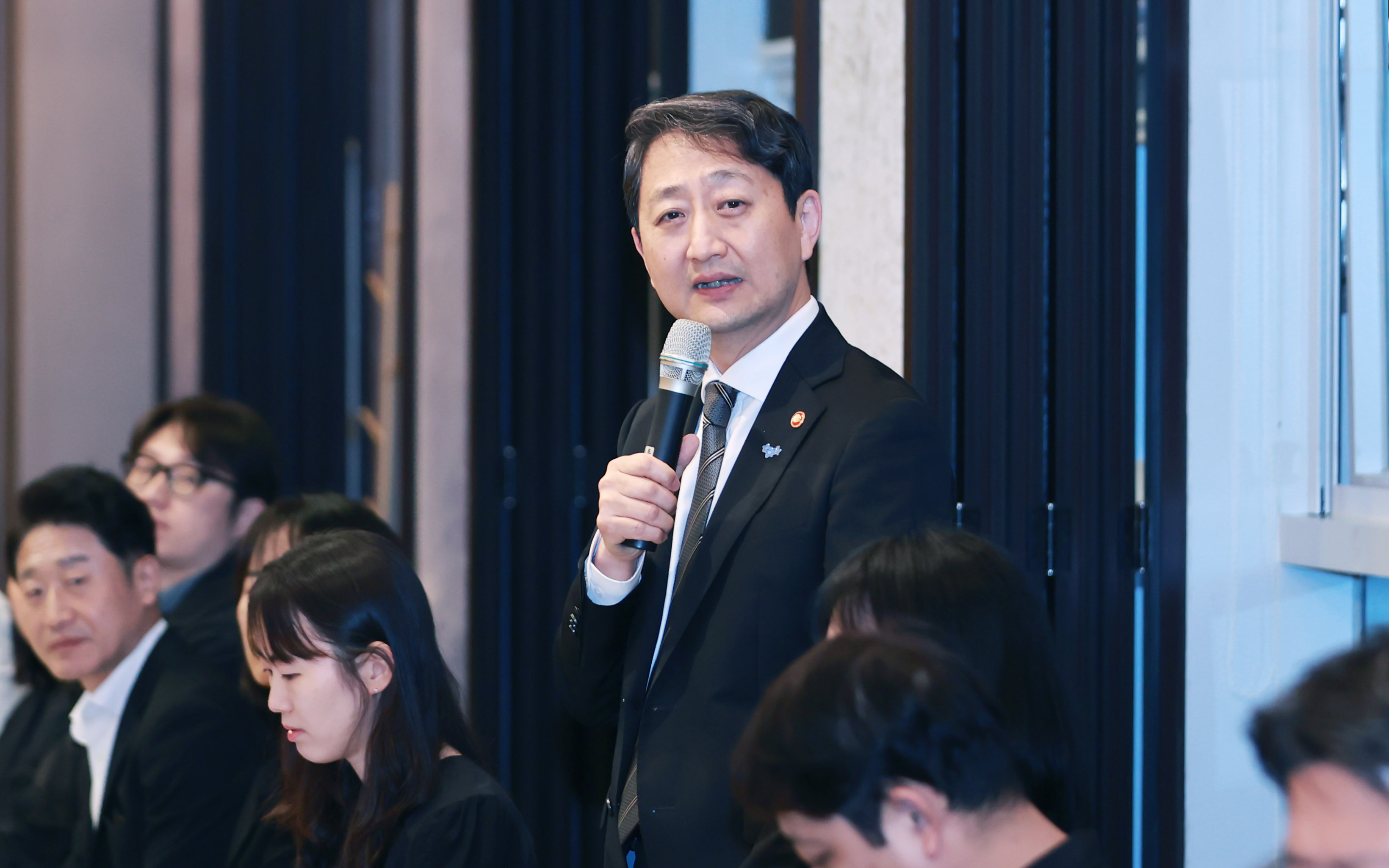 산업부 출입기자단 간담회 1
