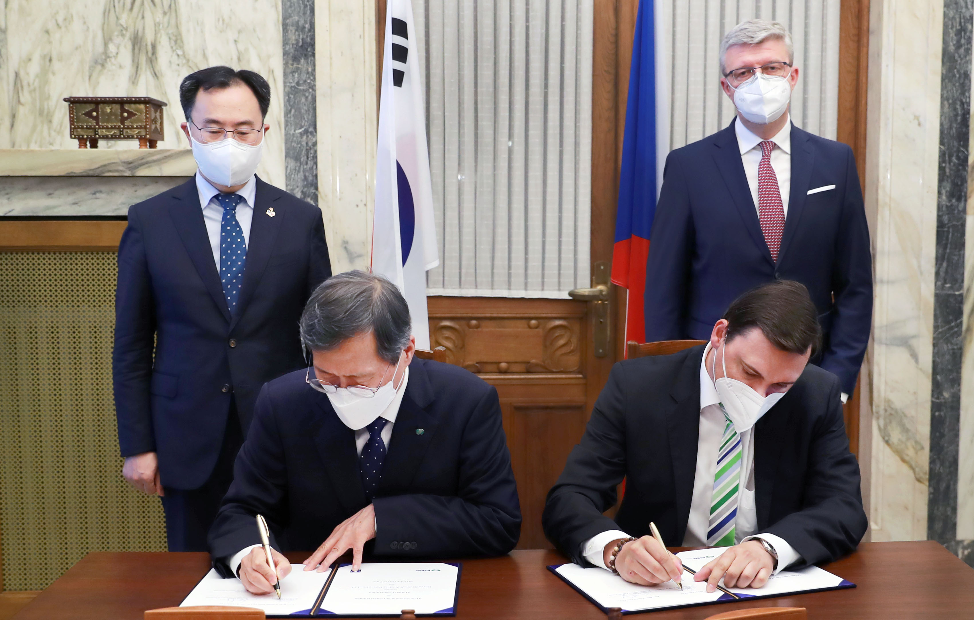 한-체코 원전 및 첨단산업분야 협력 강화를 위한 MOU 체결식 4