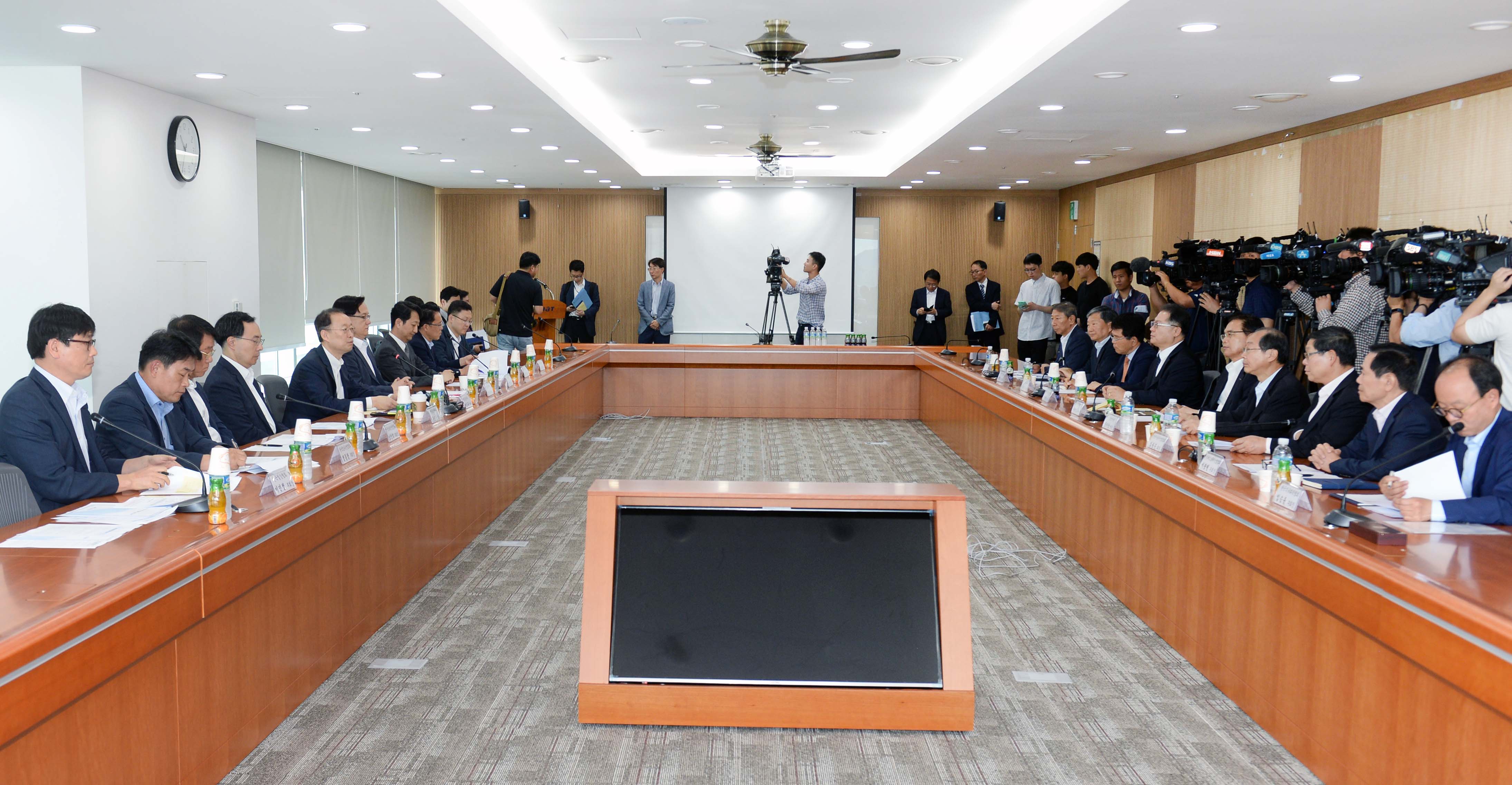 미·중 무역분쟁 관련 실물경제 점검회의 개최 5
