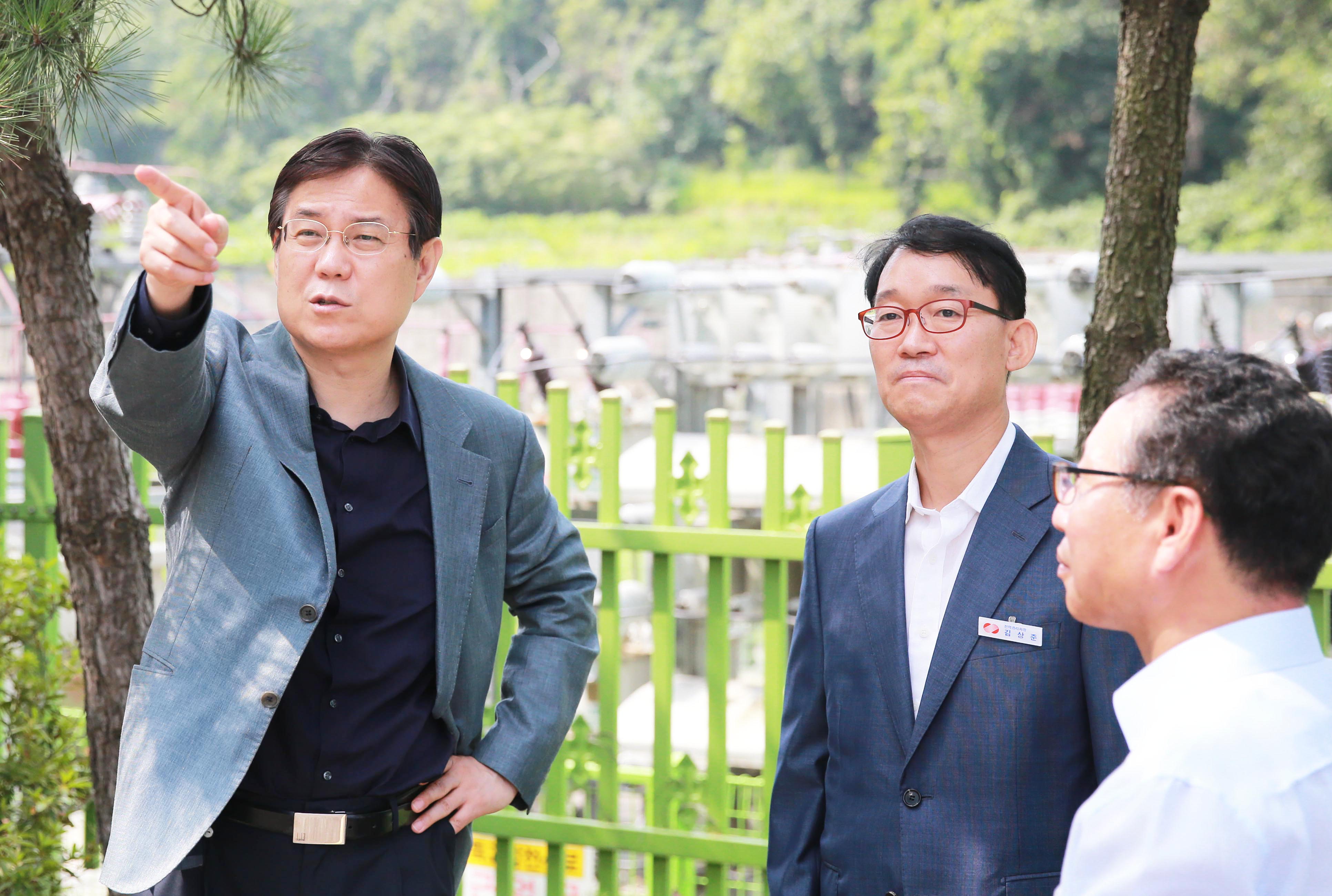 전시대비 전력공급대책 점검을 위해 문산변전소 현장점검 3