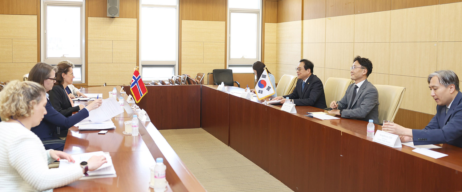 노르웨이 통상산업수산부 해양수산담당 장관 면담 4
