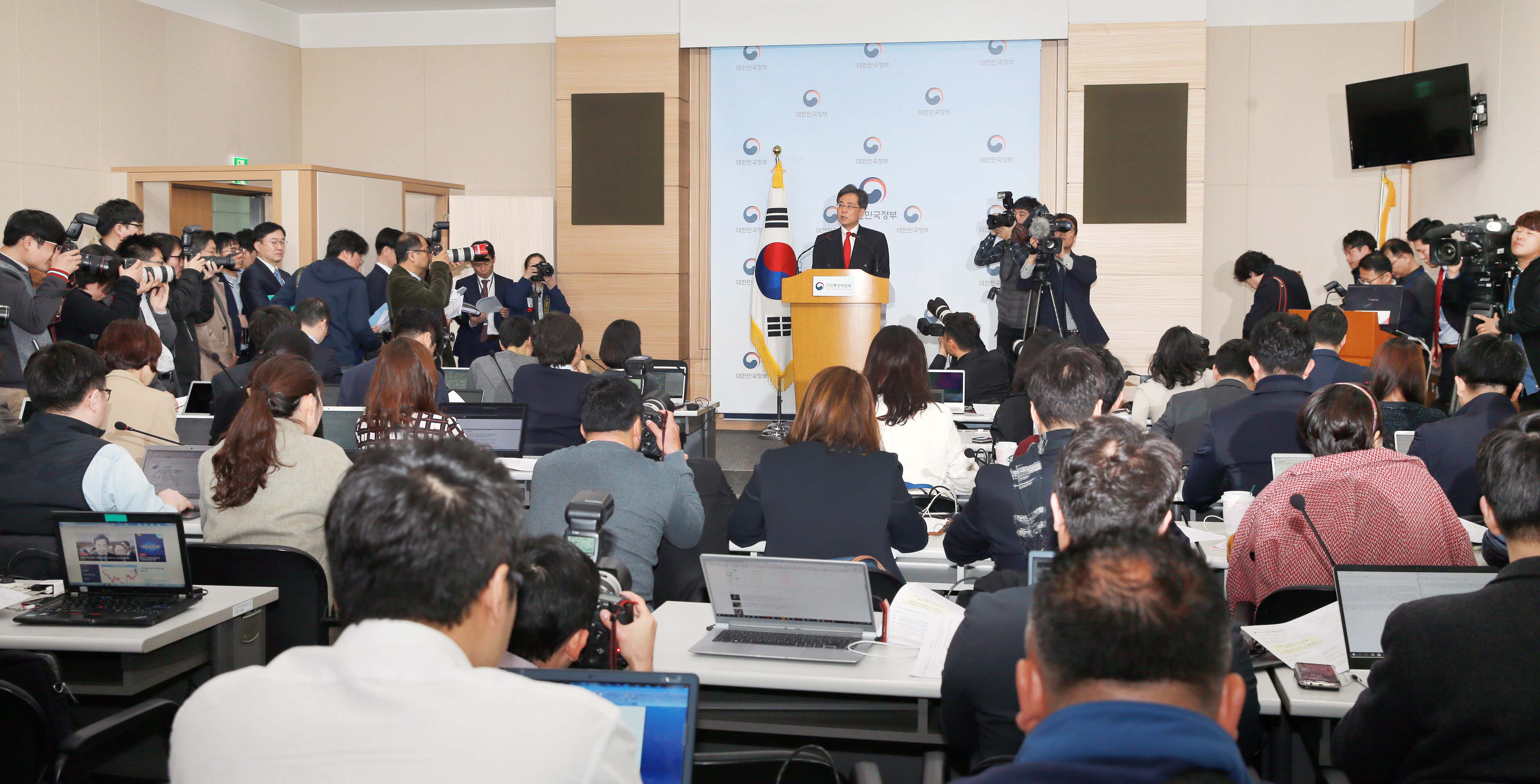 美 철강 232조 조치 및 제3차 한미 FTA 개정 협상 관련 브리핑 1