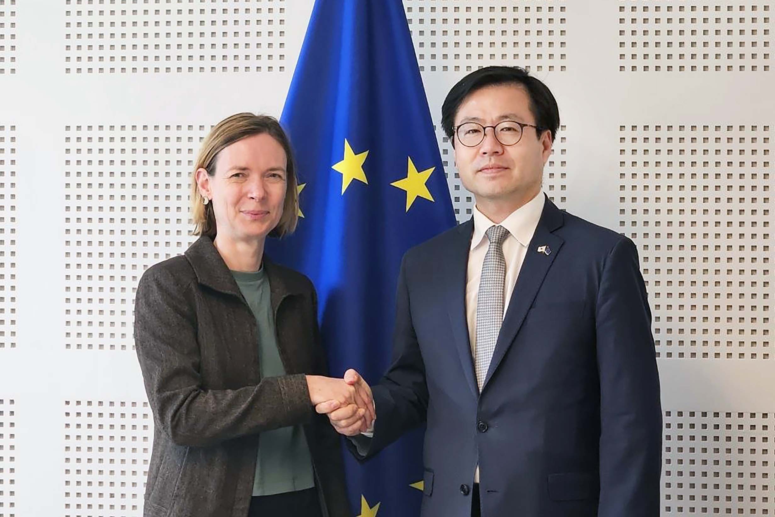 EU 의회 안나 카바치니 의원 면담 1