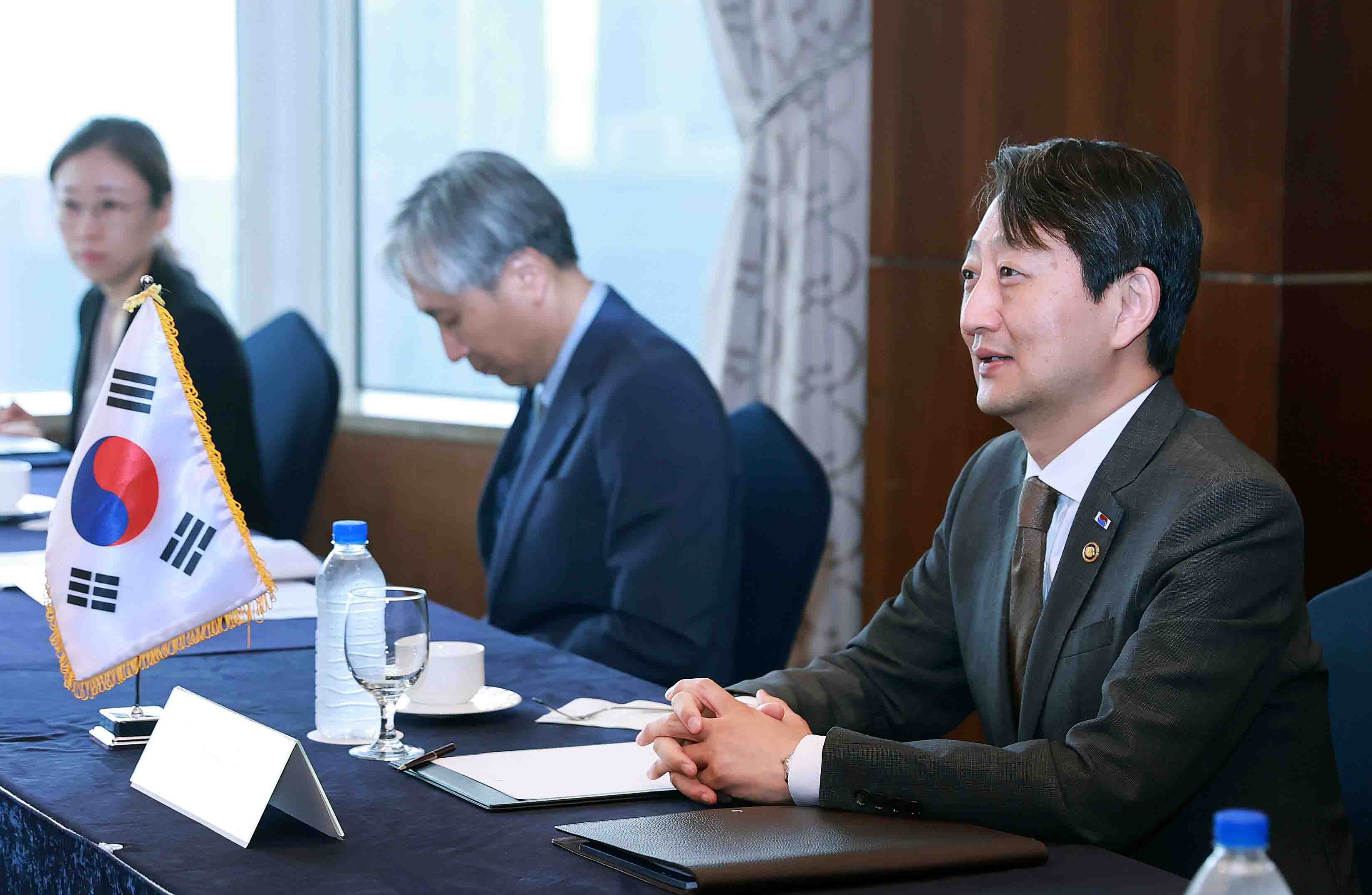 슬로베니아 경제관광체육부 장관 면담 3