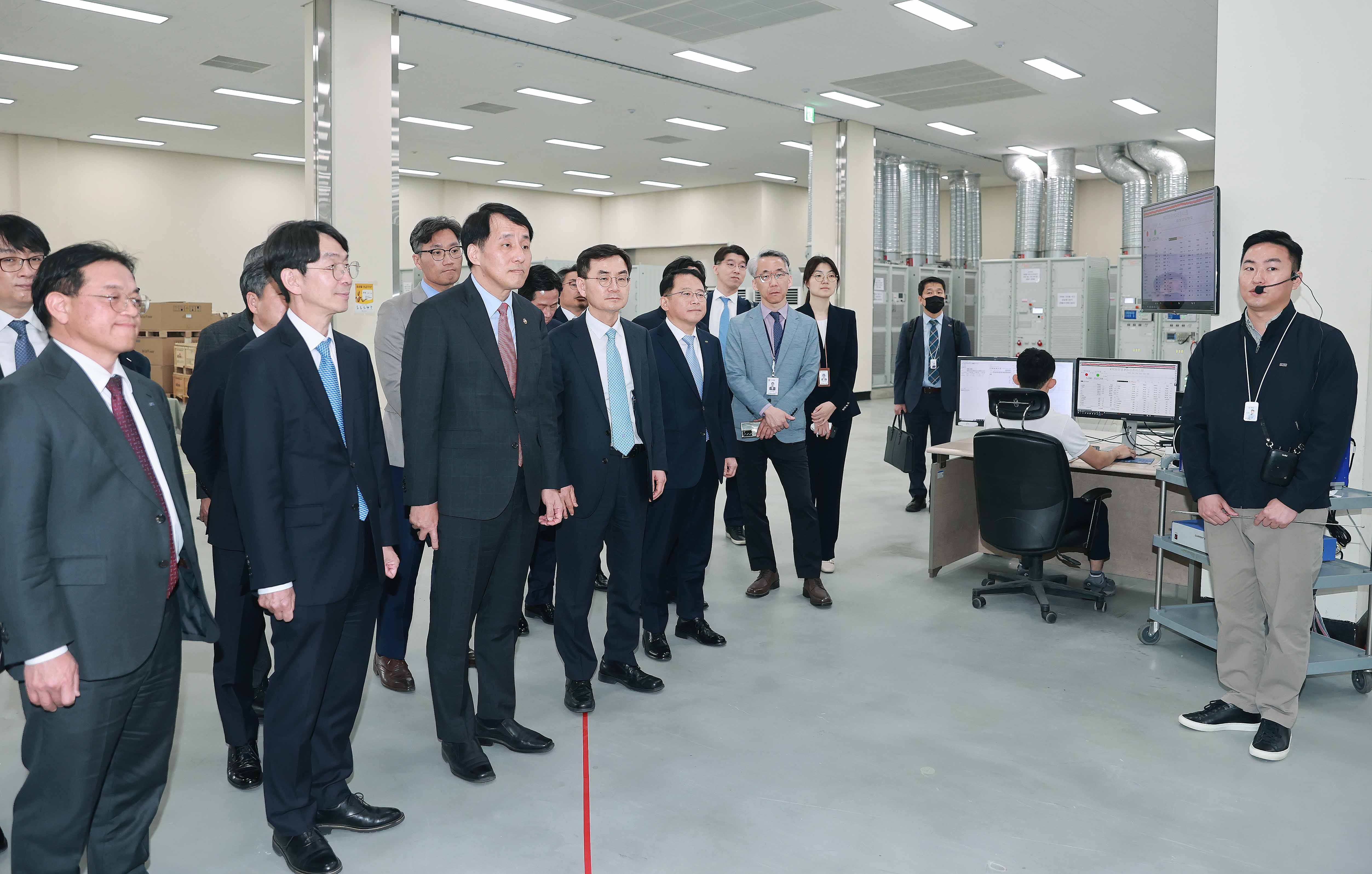 한국기계전기전자시험연구원 음성 ESS센터 현장방문 4