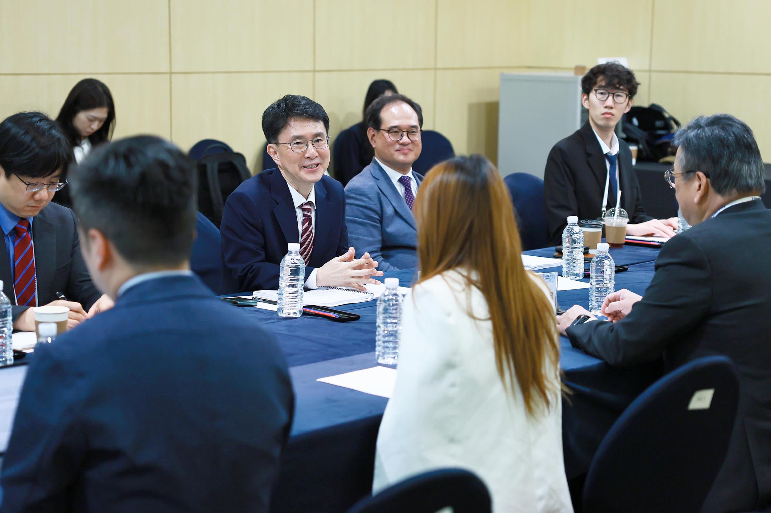 홍콩 상무경제발전국 국장 면담 2