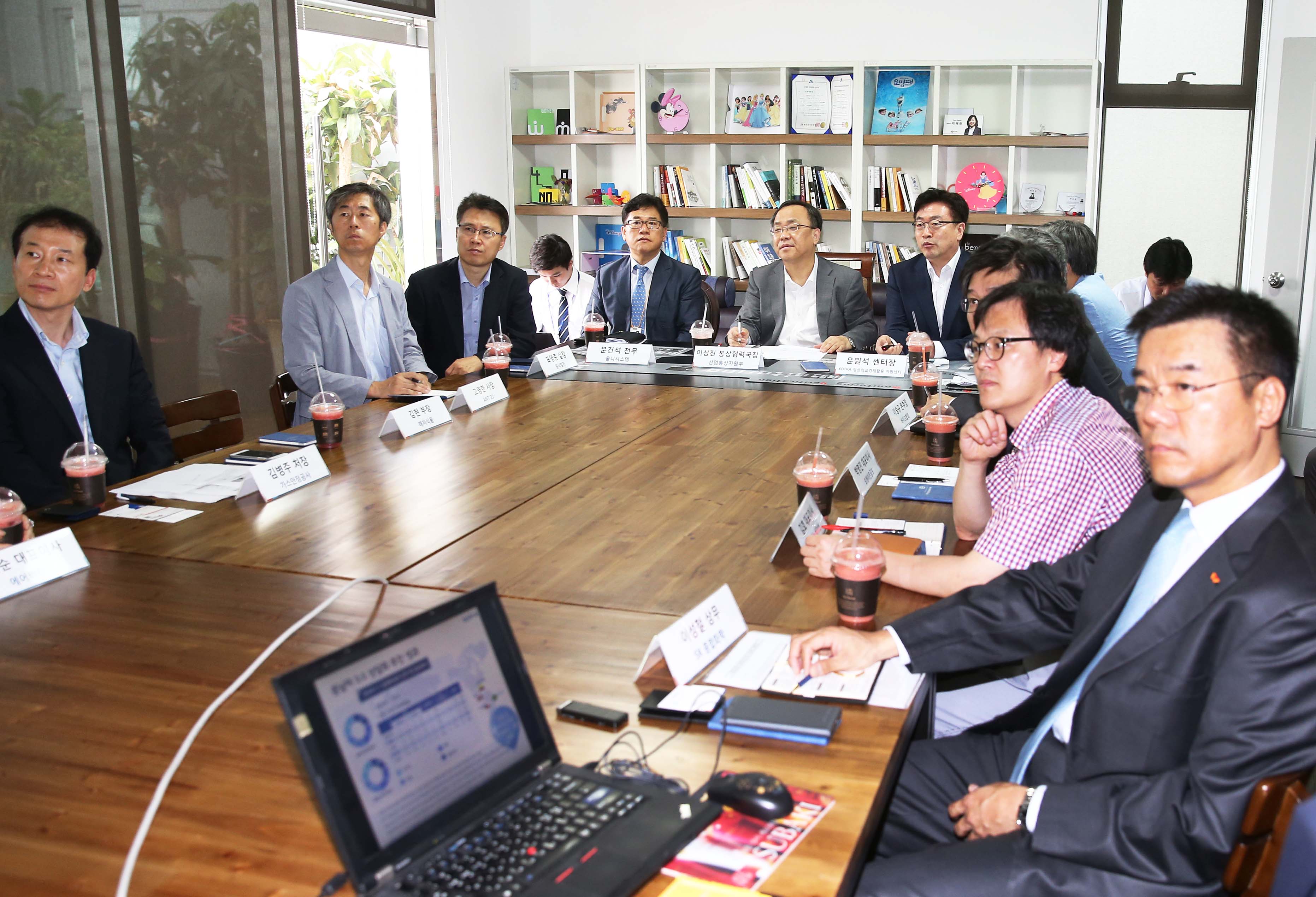 경제사절단 참여기업 현장 간담회 5