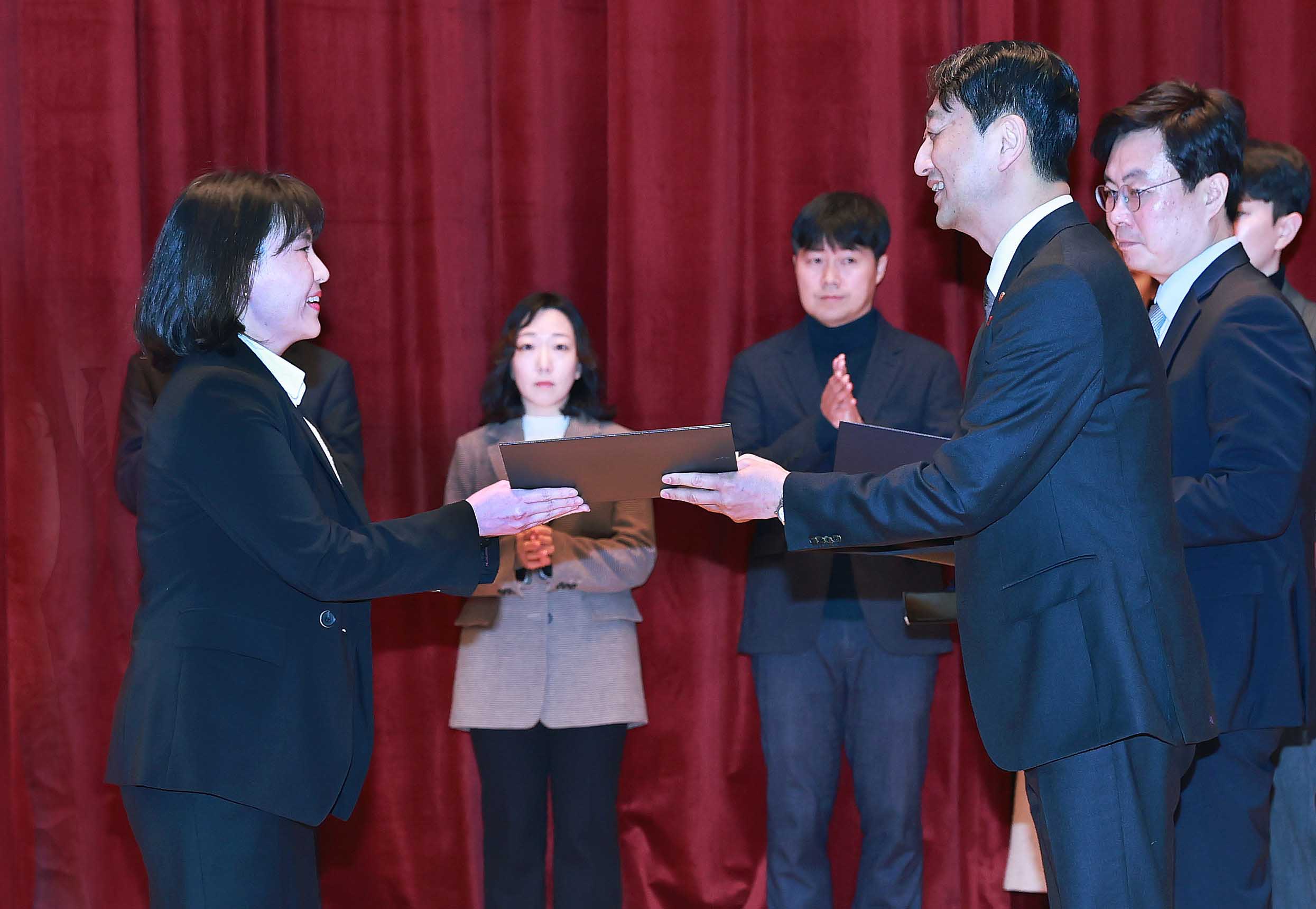 2024년 신년 산업통상자원부 직원조회 5