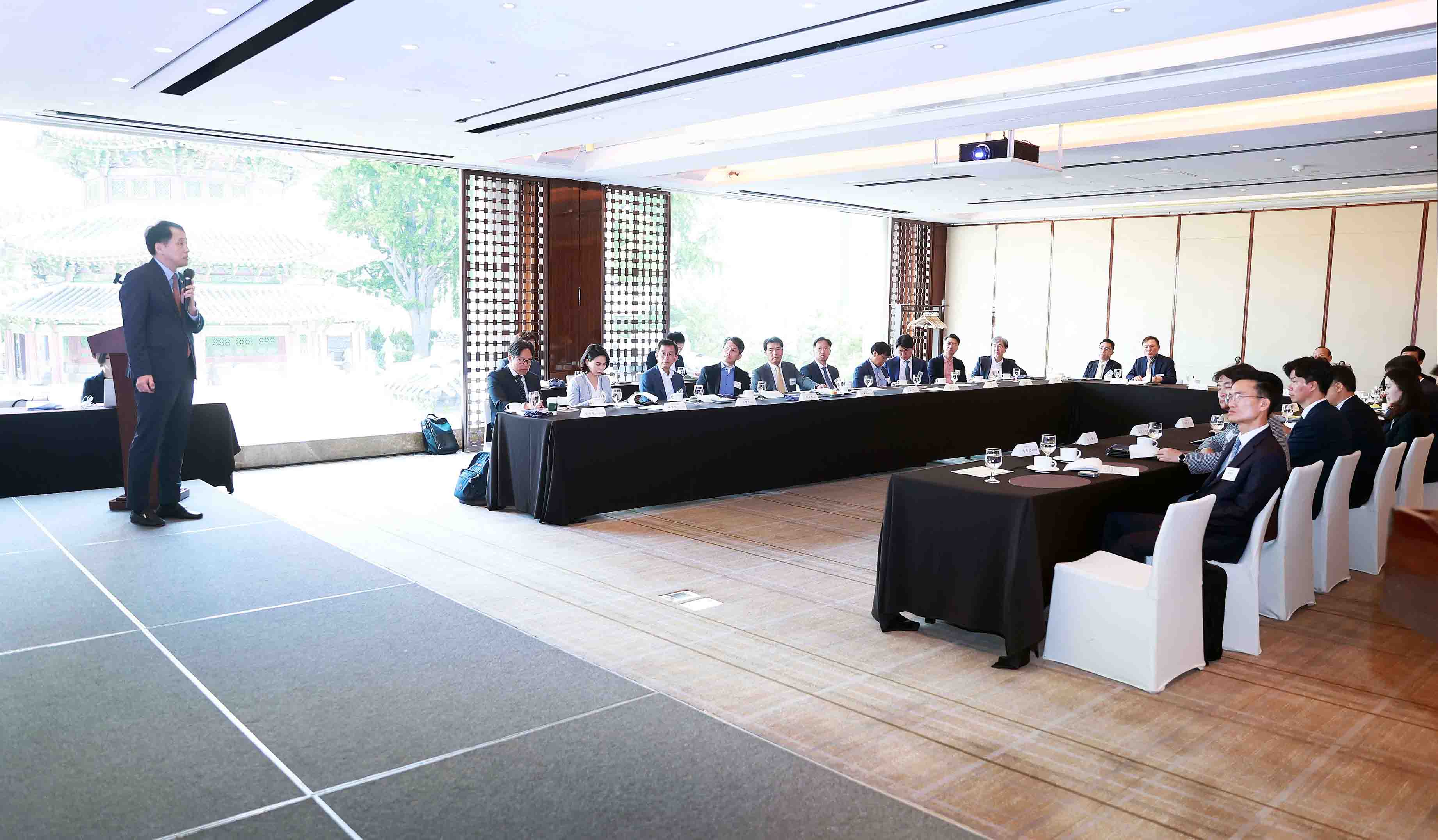 중견기업위원회 간담회 4