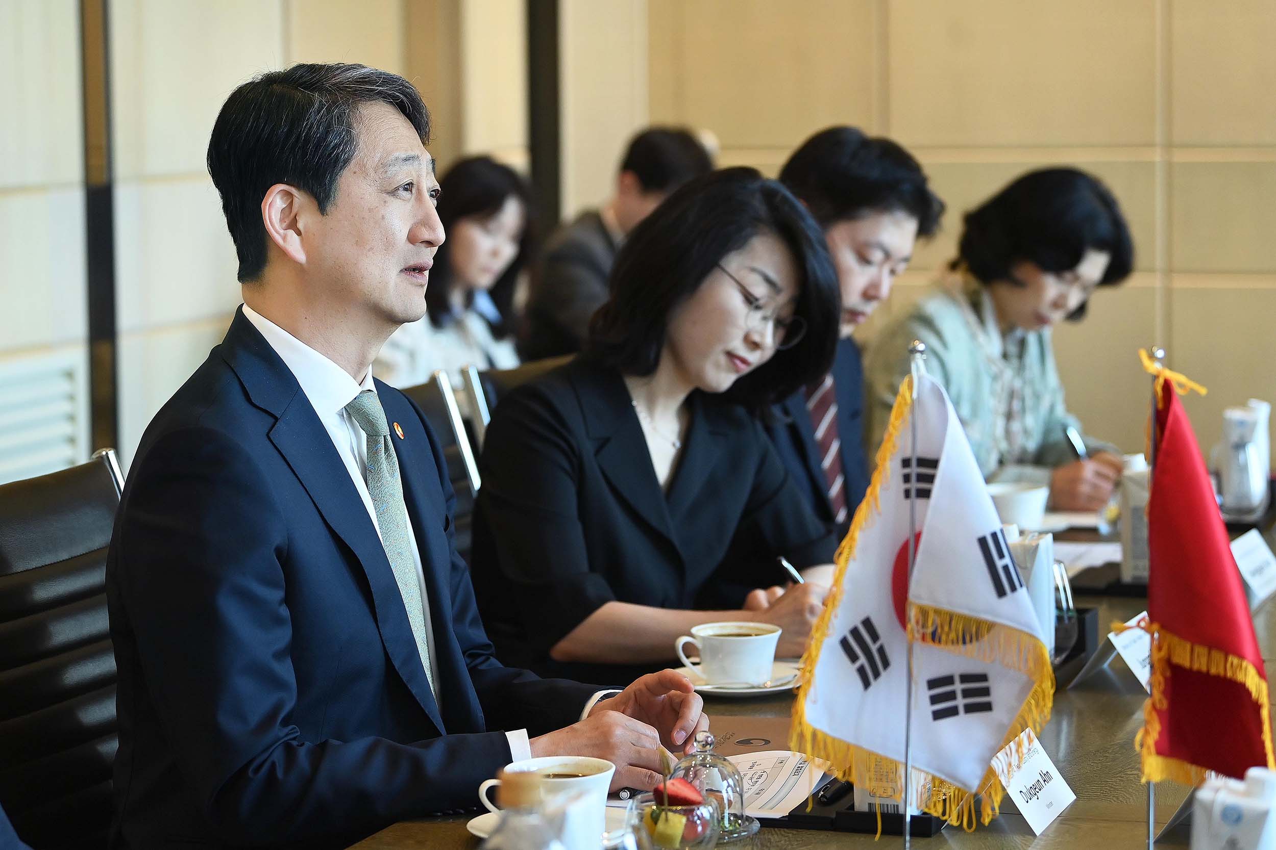 모로코 산업통상부 장관 면담 5